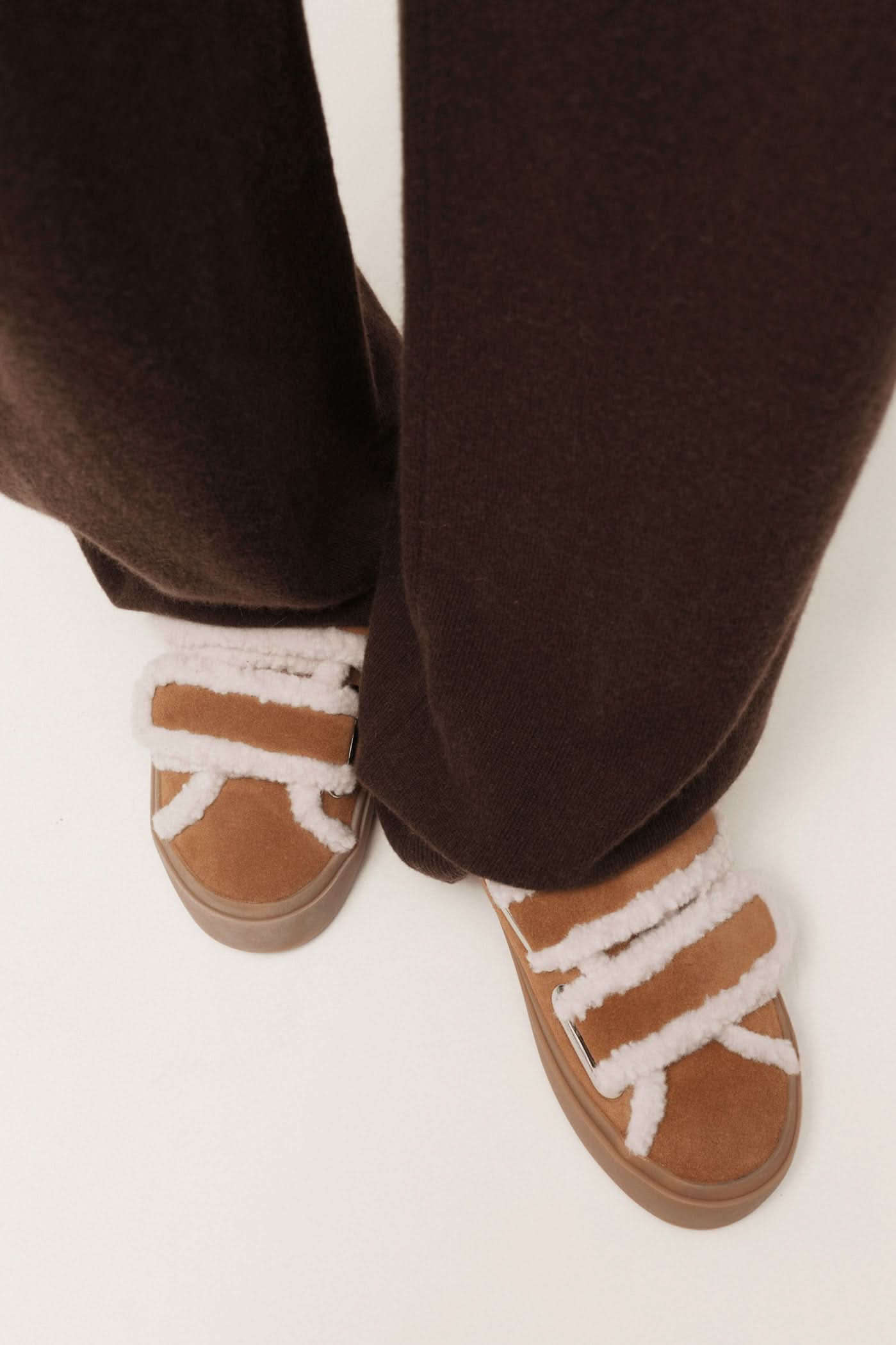 Beige Leather Shearling Low Velcro Winter Sneakers