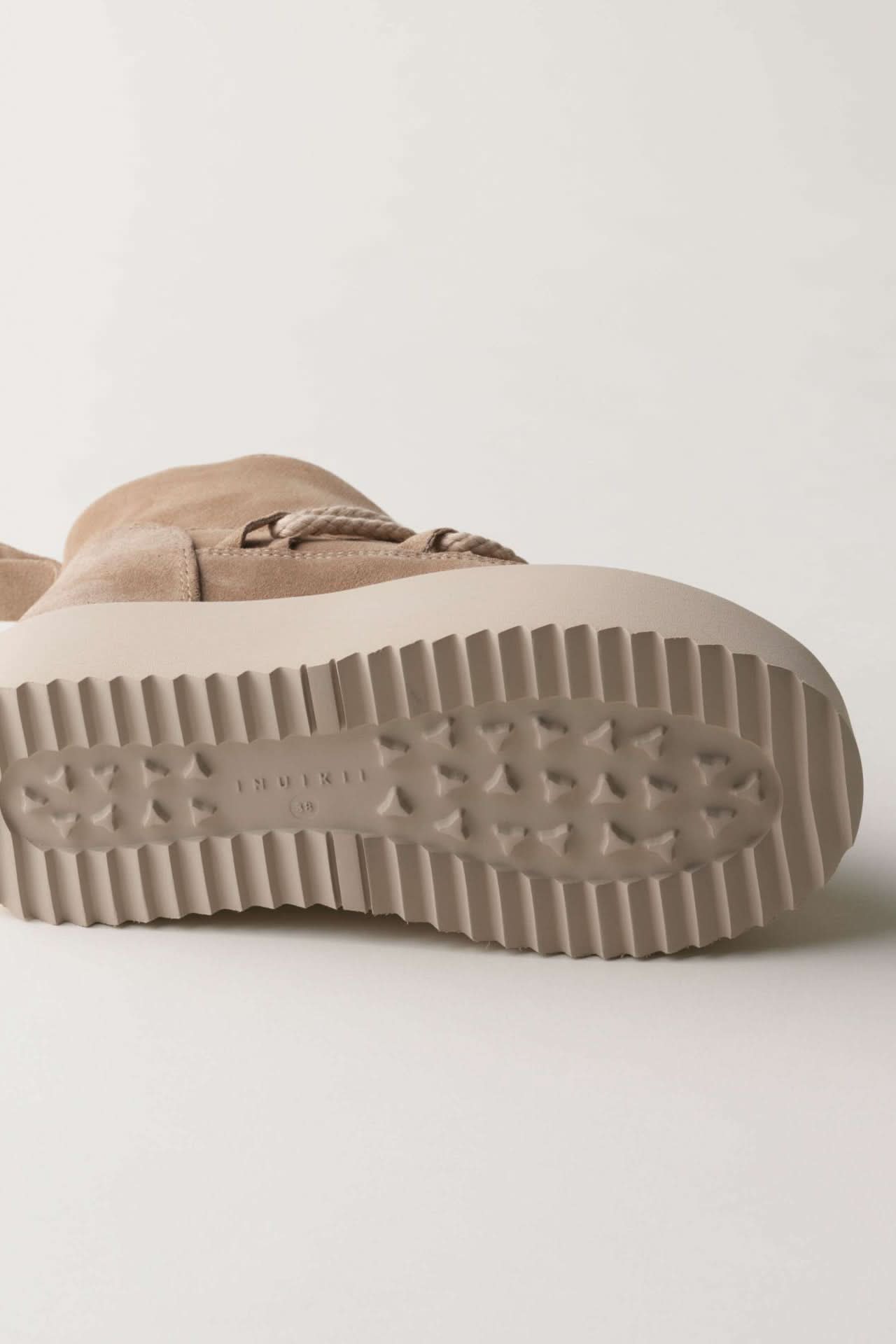 Beige Leather Classic Low Platform Winter Boots