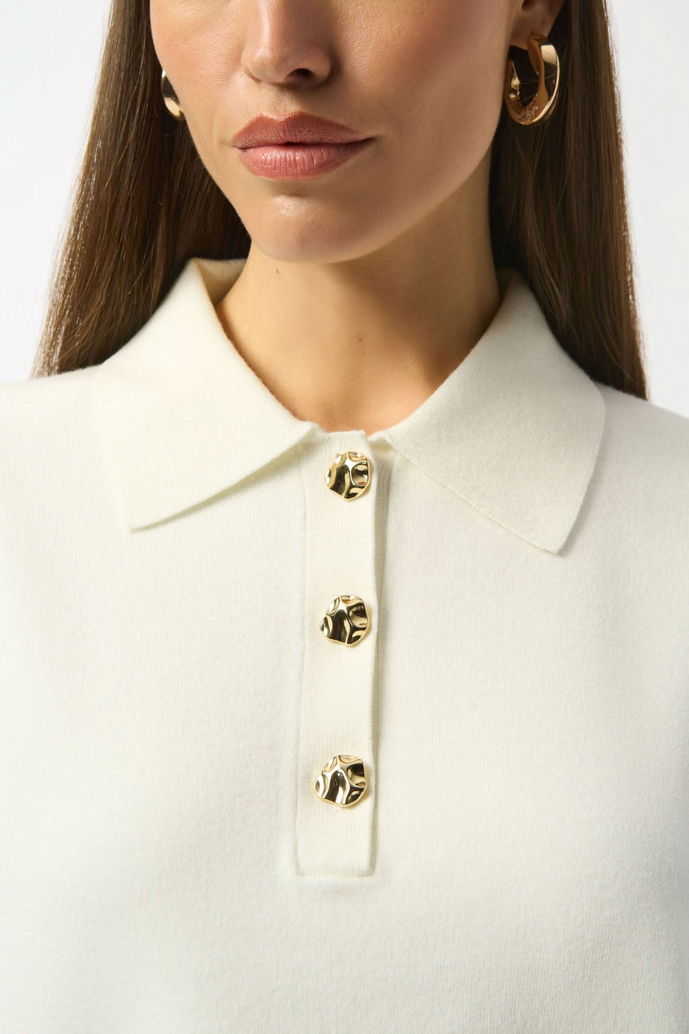 White knitted sweater