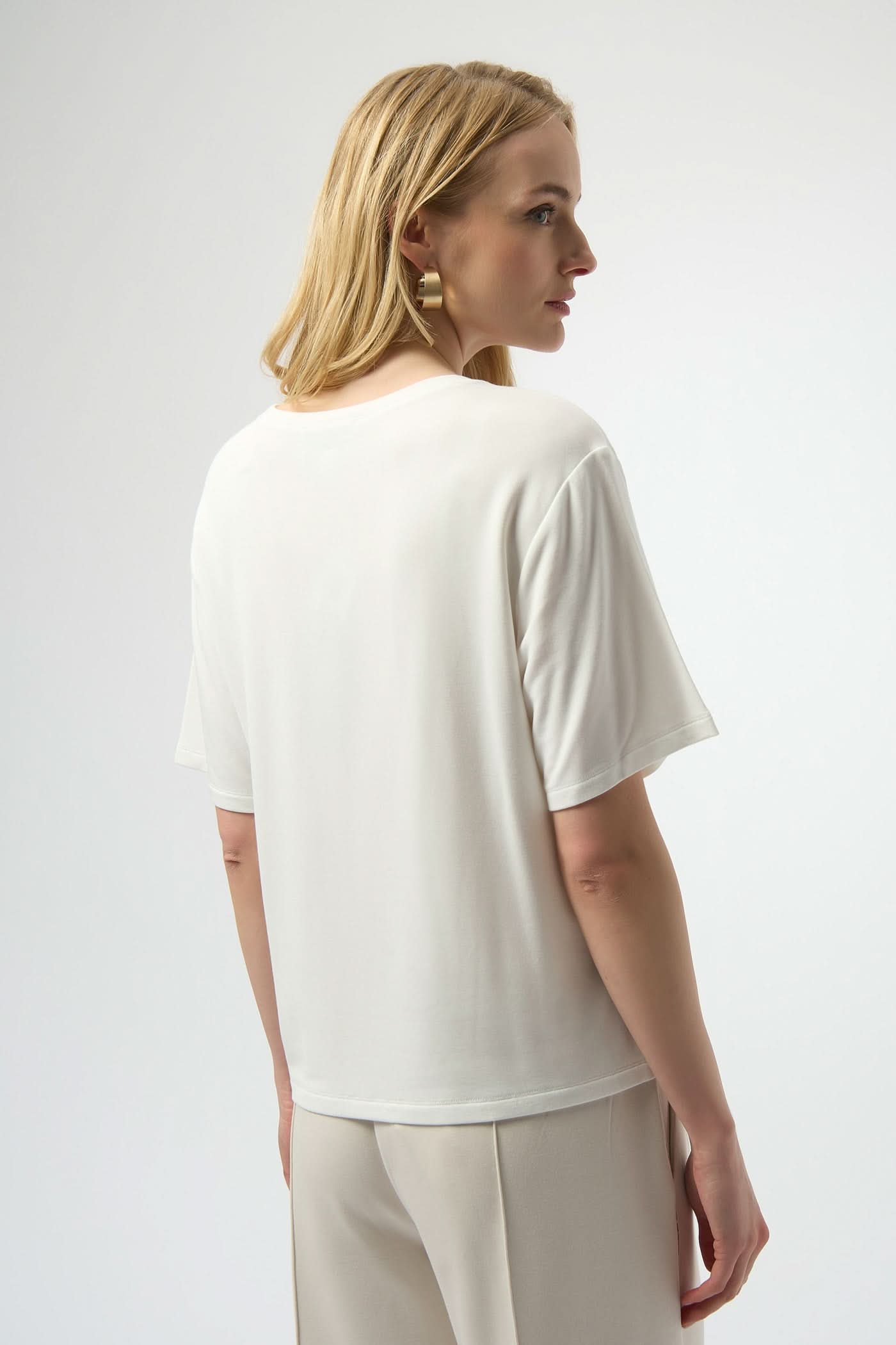 White T-shirt