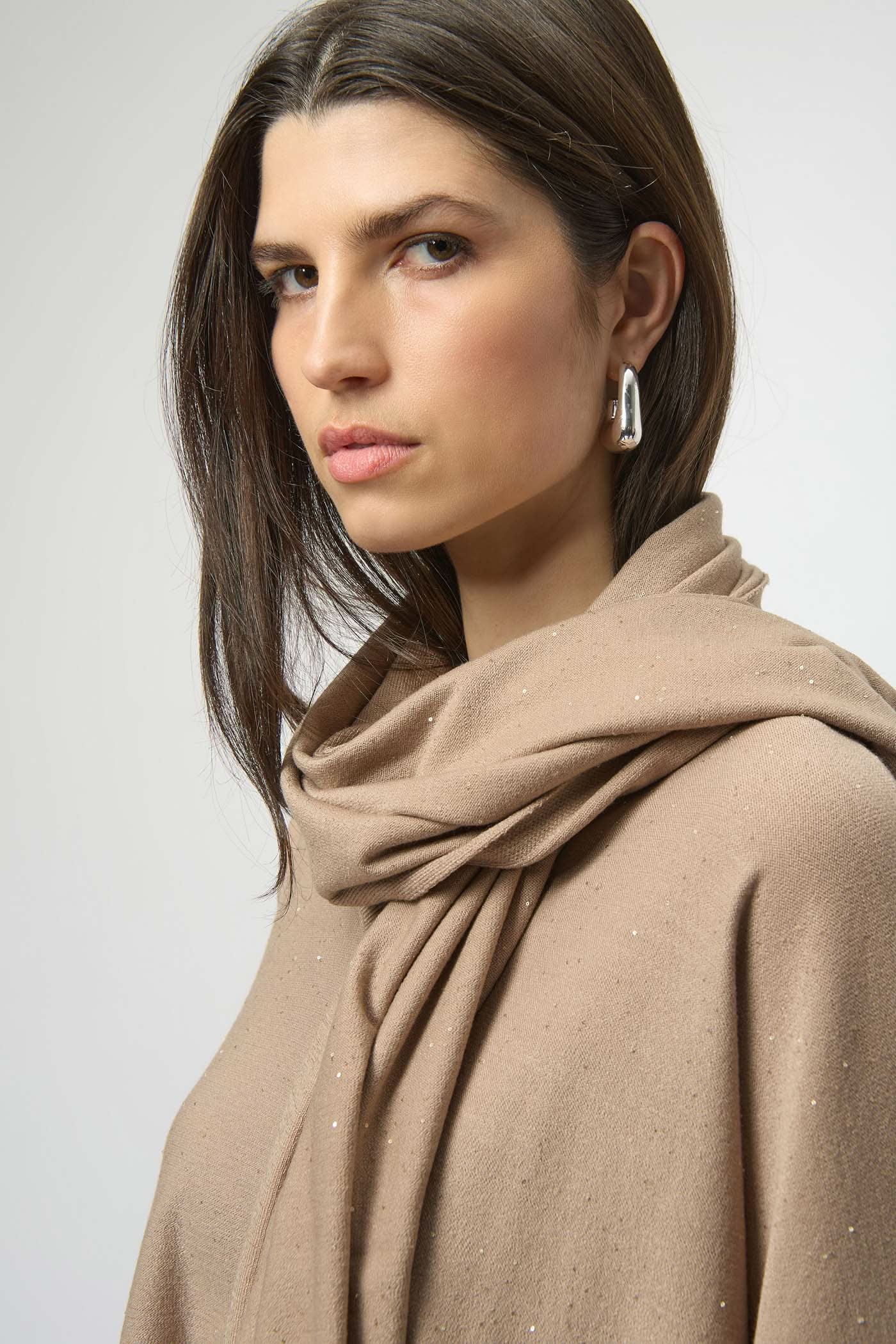 Beige scarf with zircons