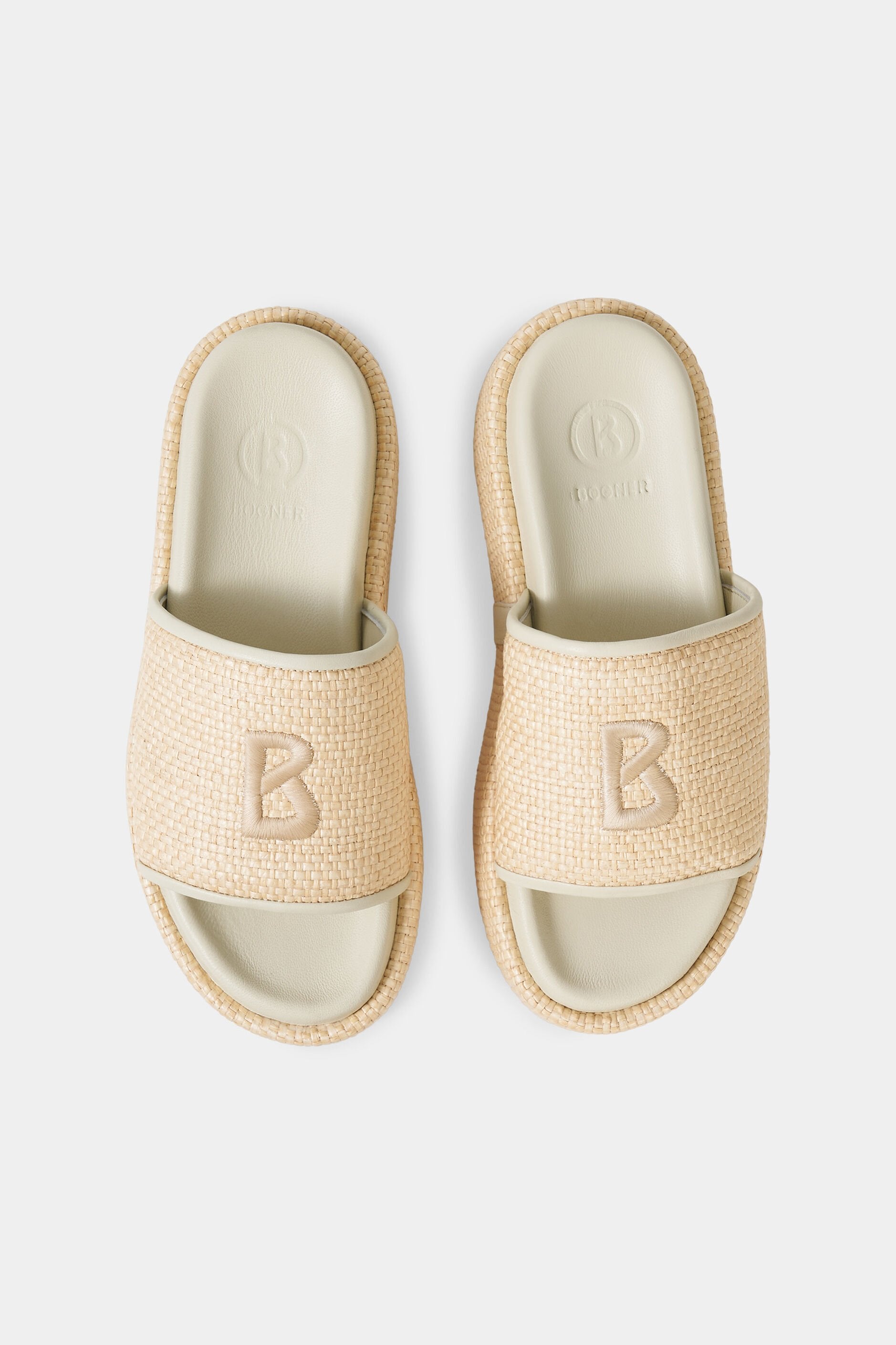 Beżowe klapki damskie SORRENTO 4