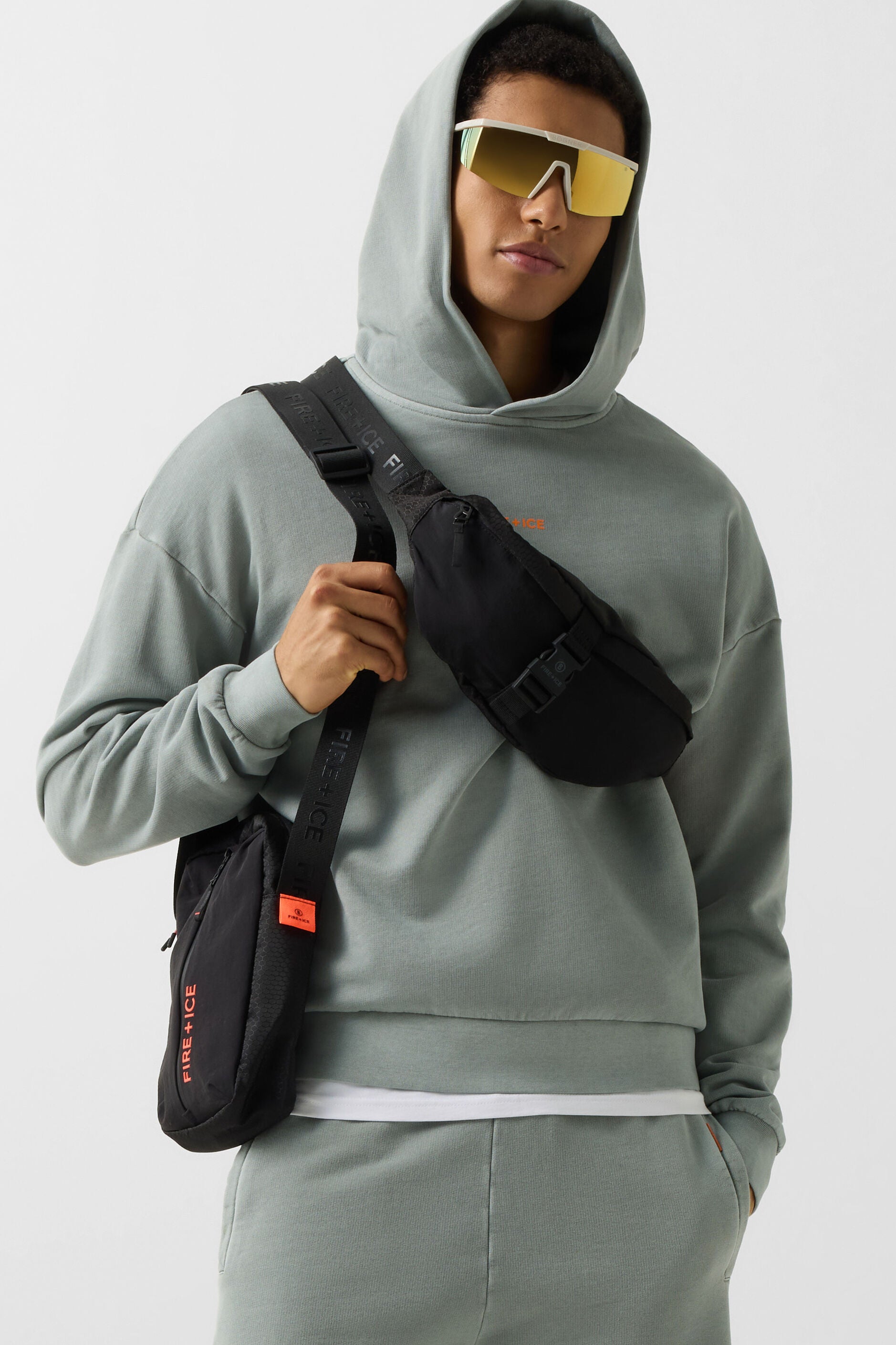 Zielona Bluza z kapturem ILAY