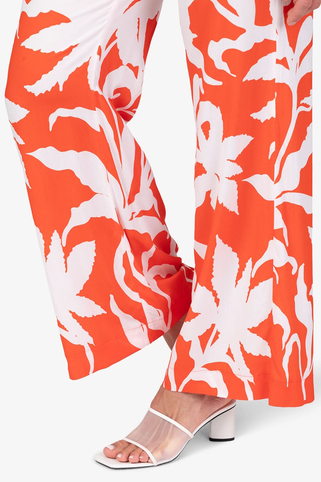 Red viscose Vilano trousers