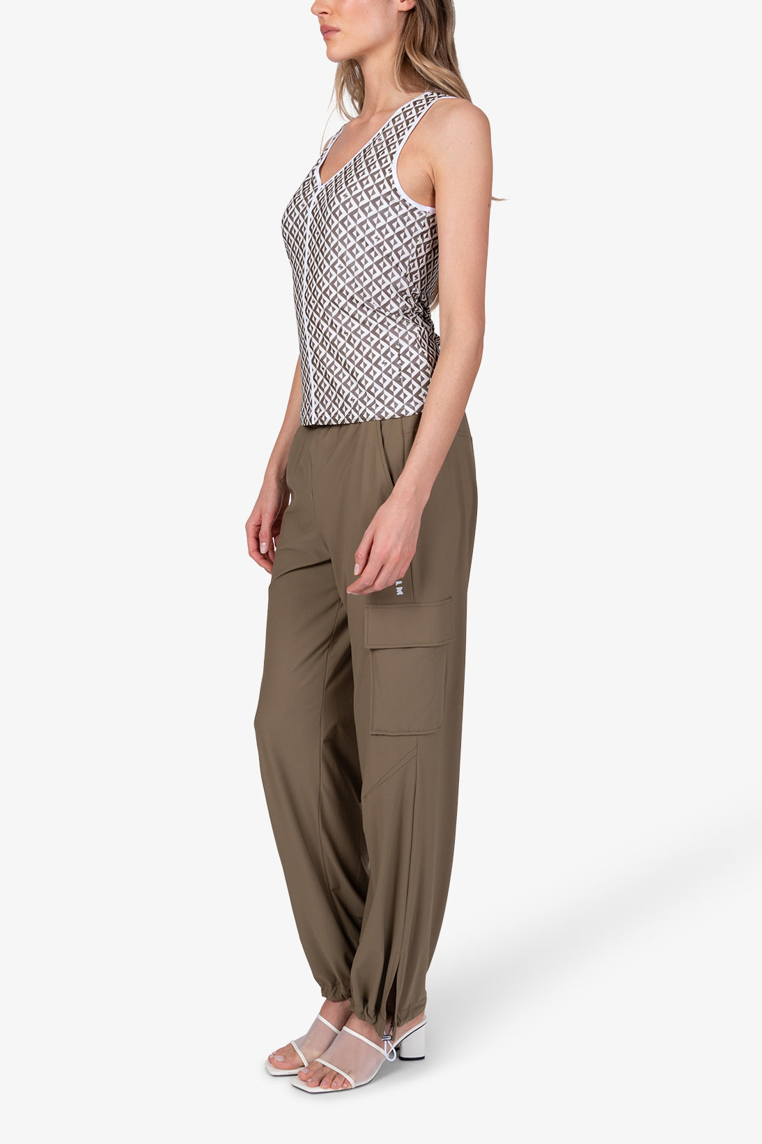 Brązowe spodnie cargo z jerseyu Syra