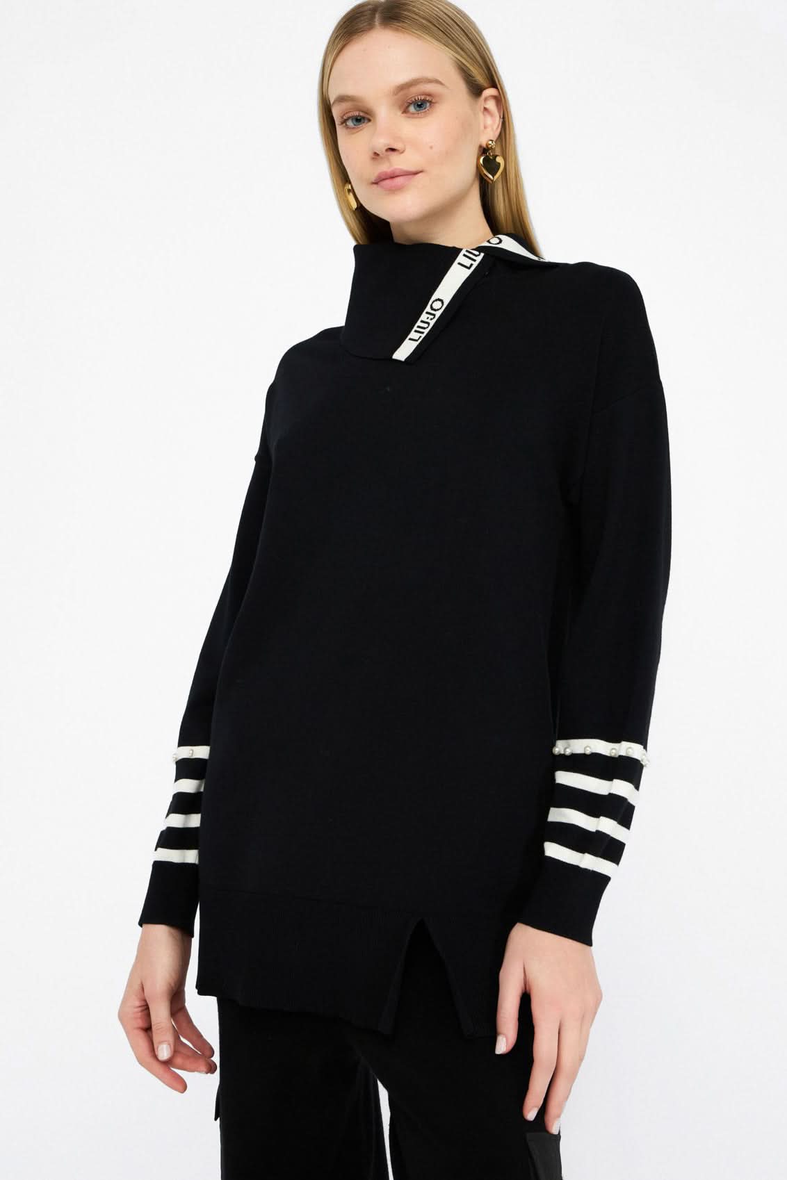 Black viscose cardigan