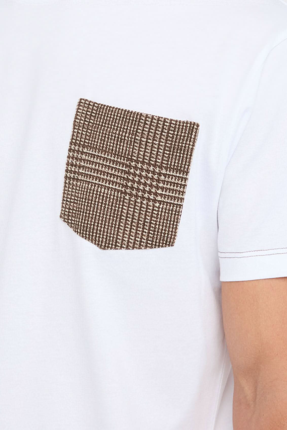 Men's white t-shirt