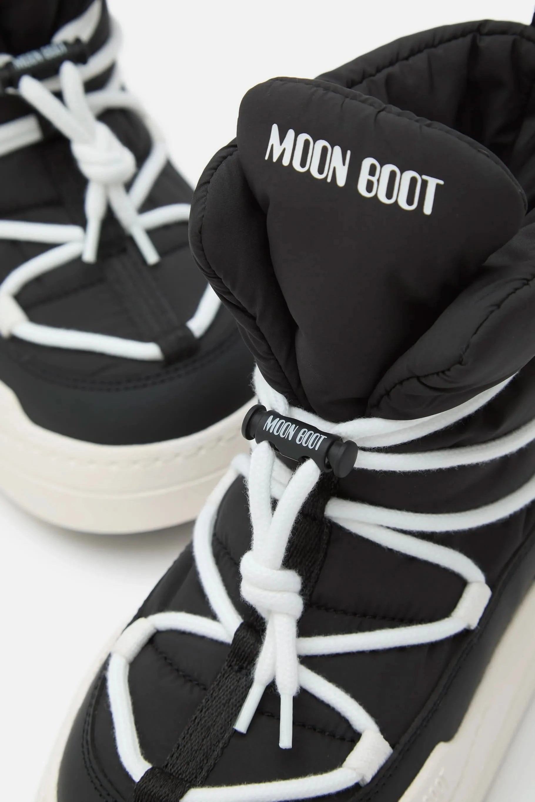 Czarne dziecięce buty zimowe MB JR PARK LACE MID