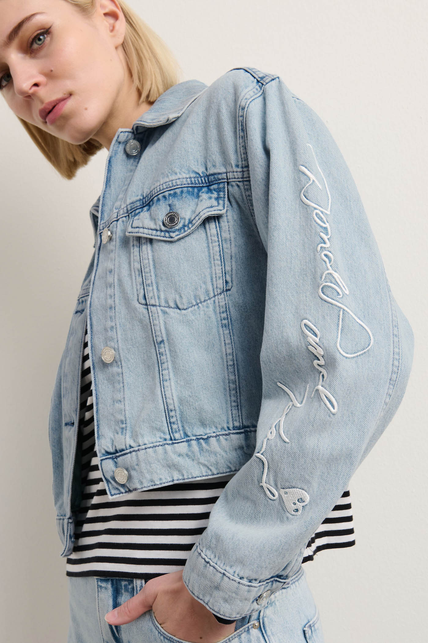 Kurtka jeansowa Disney x KL