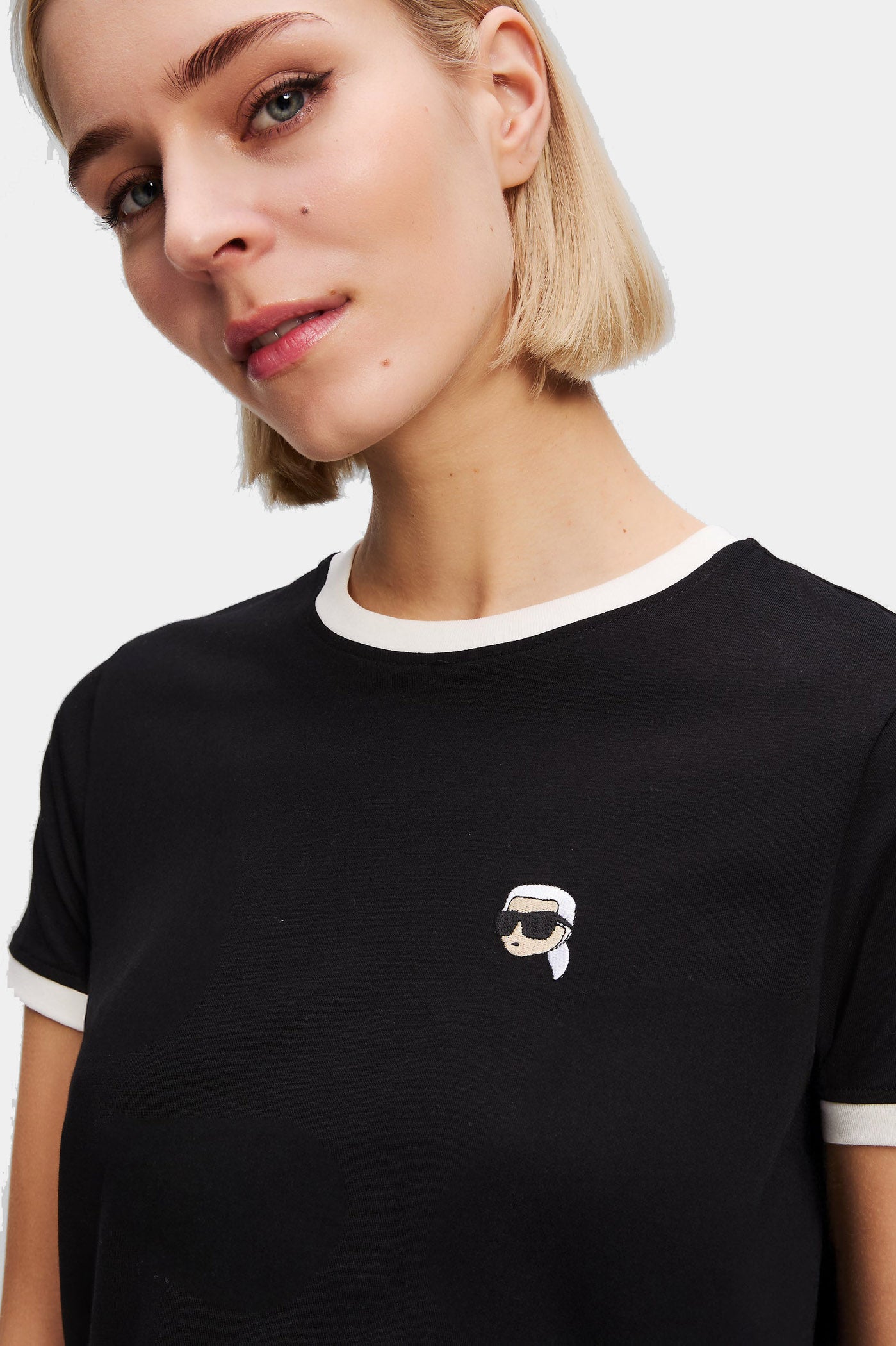 Czarny t-shirt slim Ikon Patch