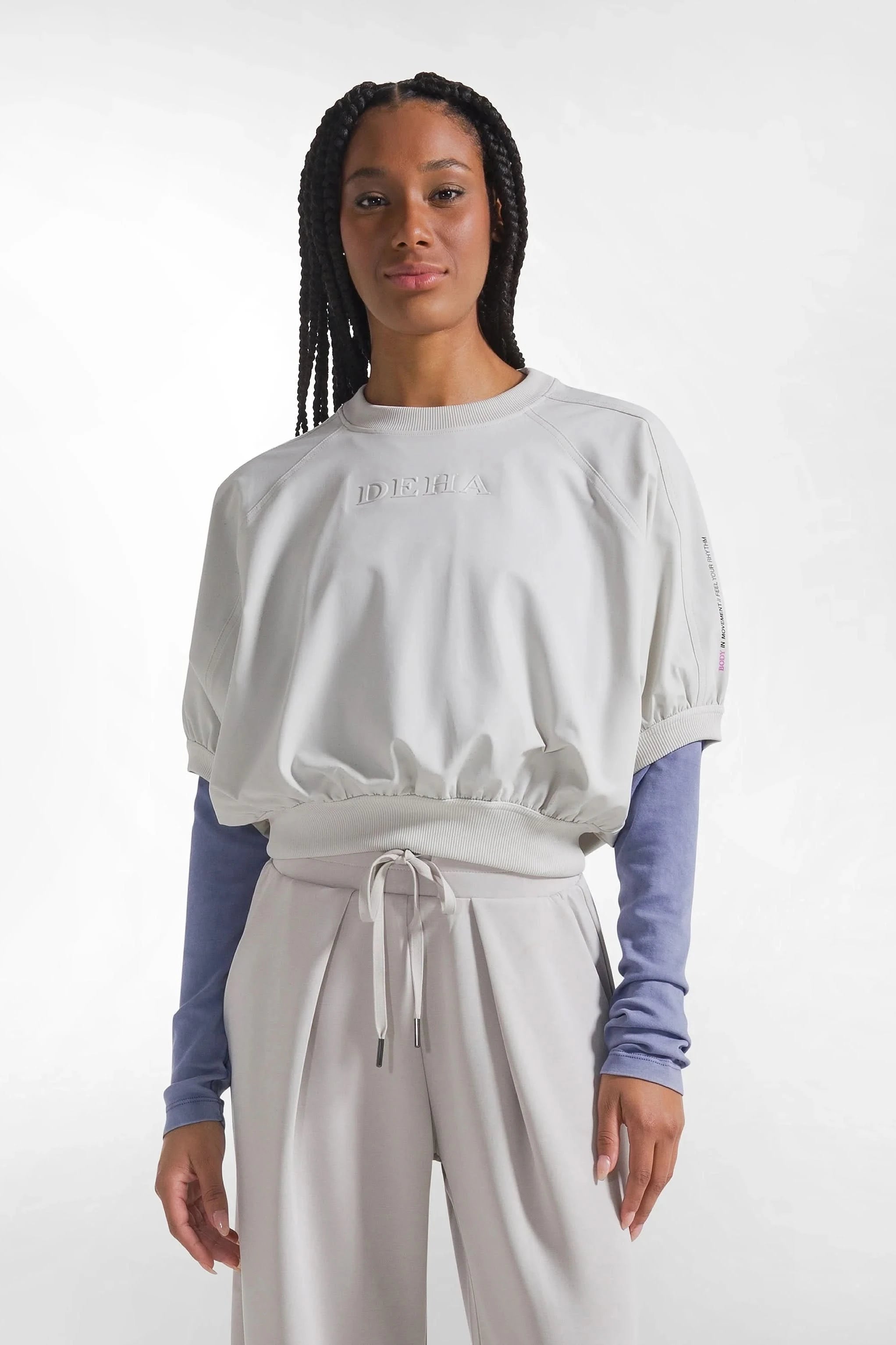 Gray nylon sweatshirt with short sleeves