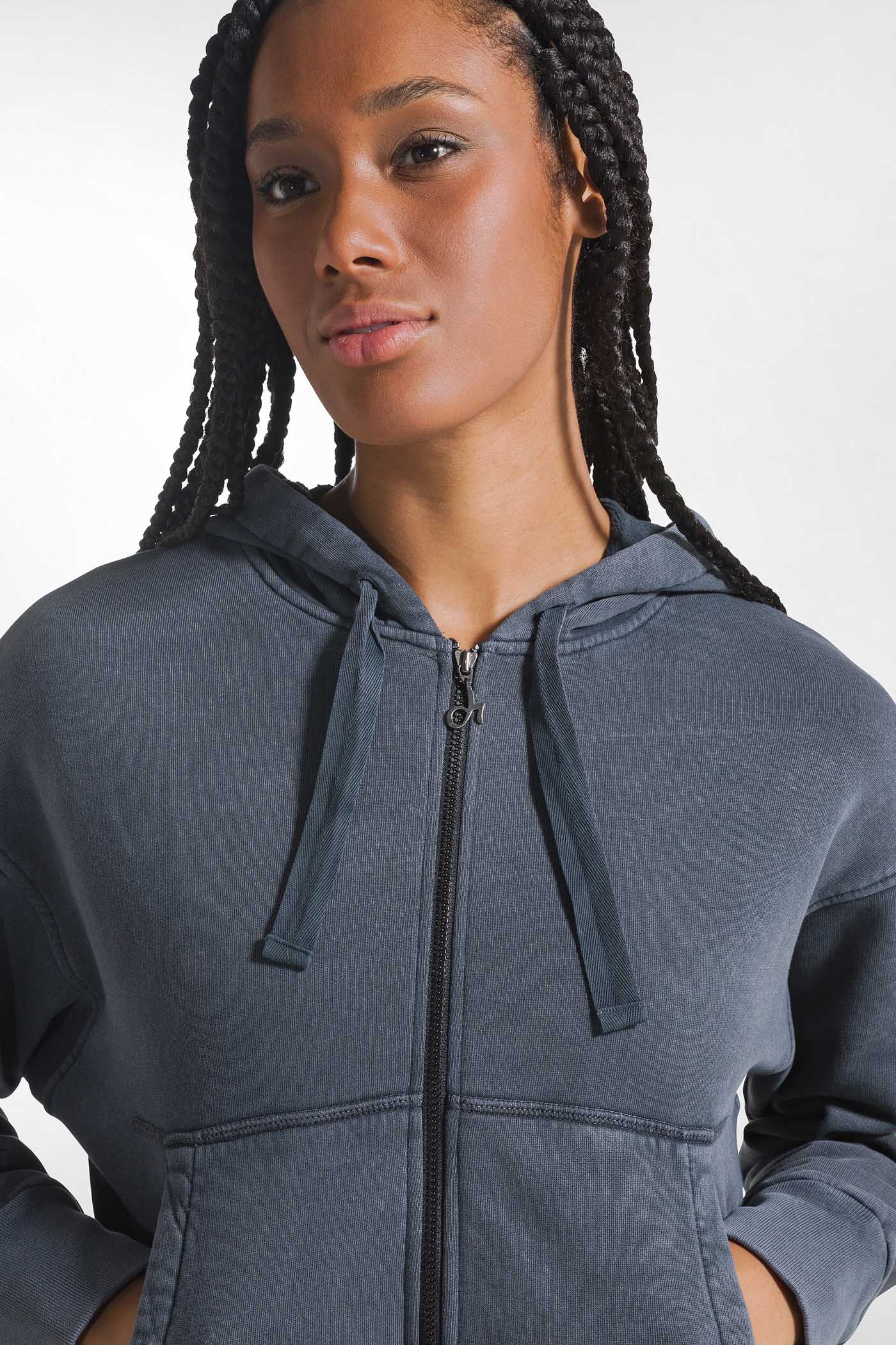 Czarna bluza damska na zamek