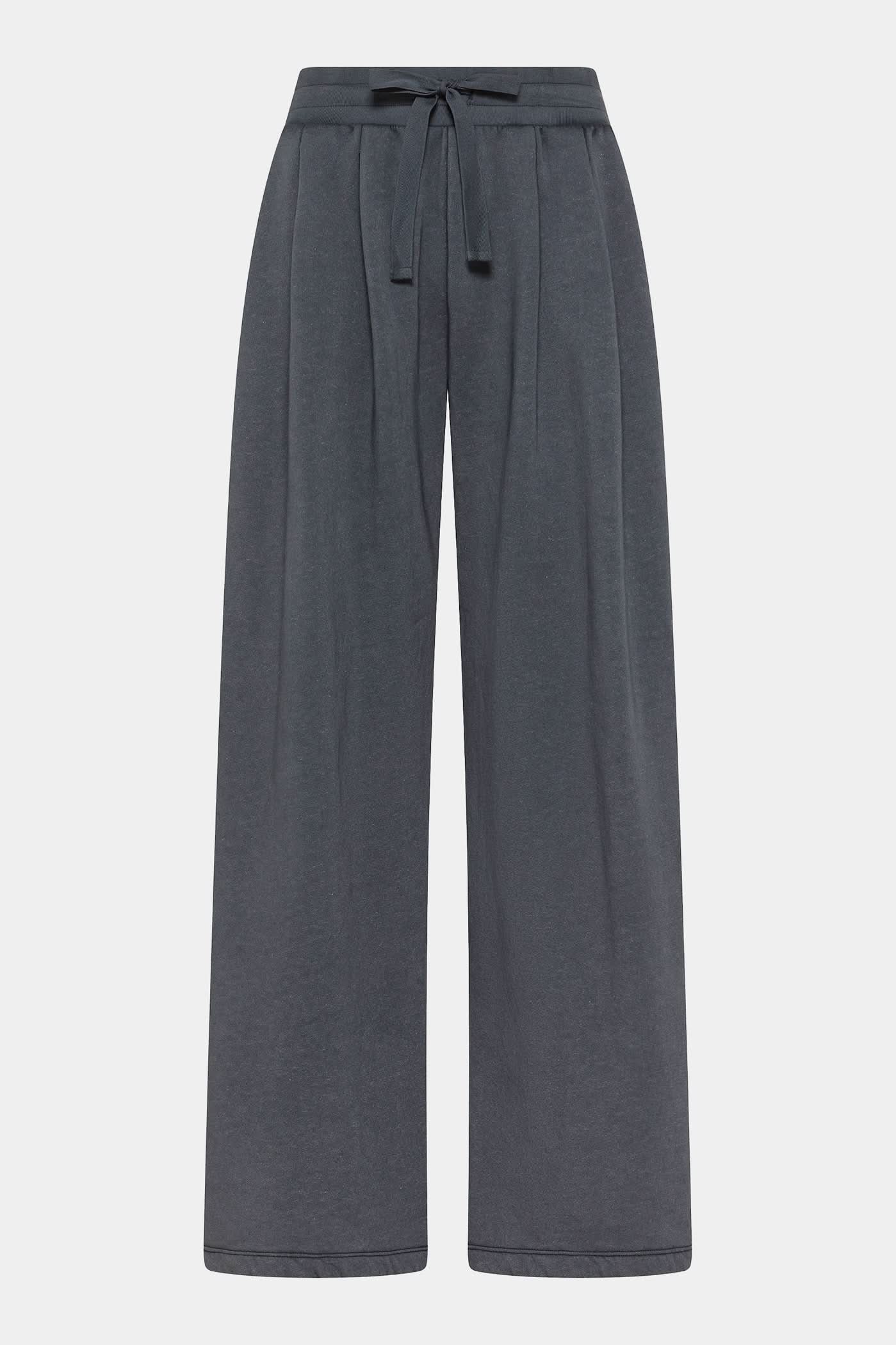 Black sweatpants