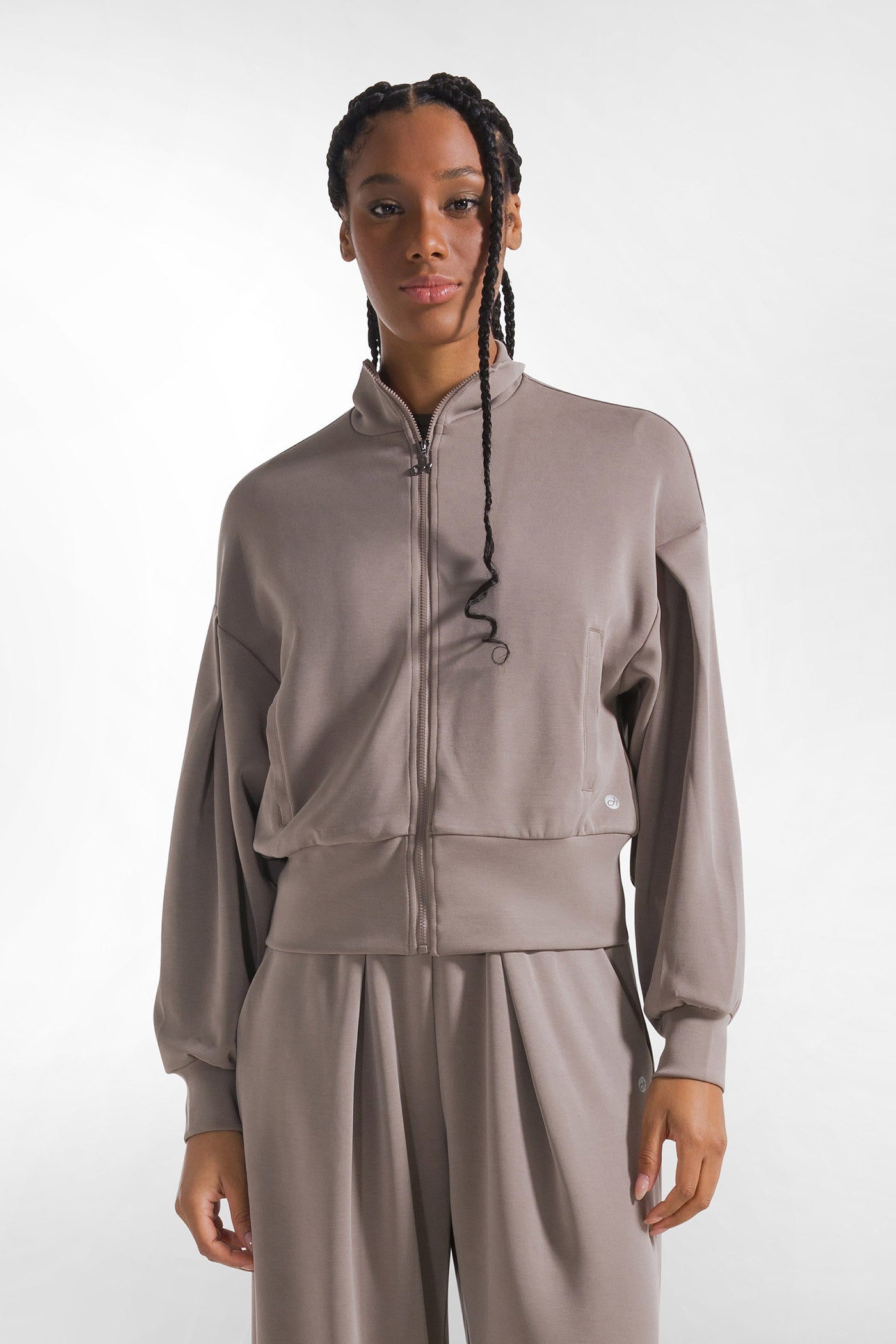 Gray-brown soft zippered sweatshirt