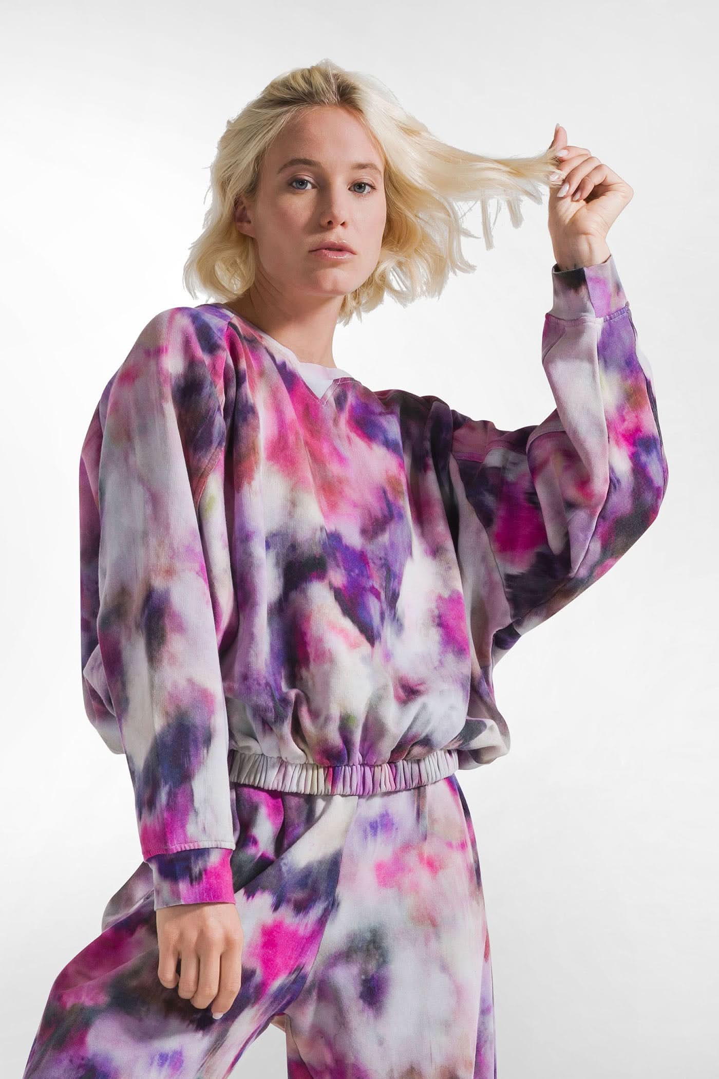 Sweatshirt with a floral print