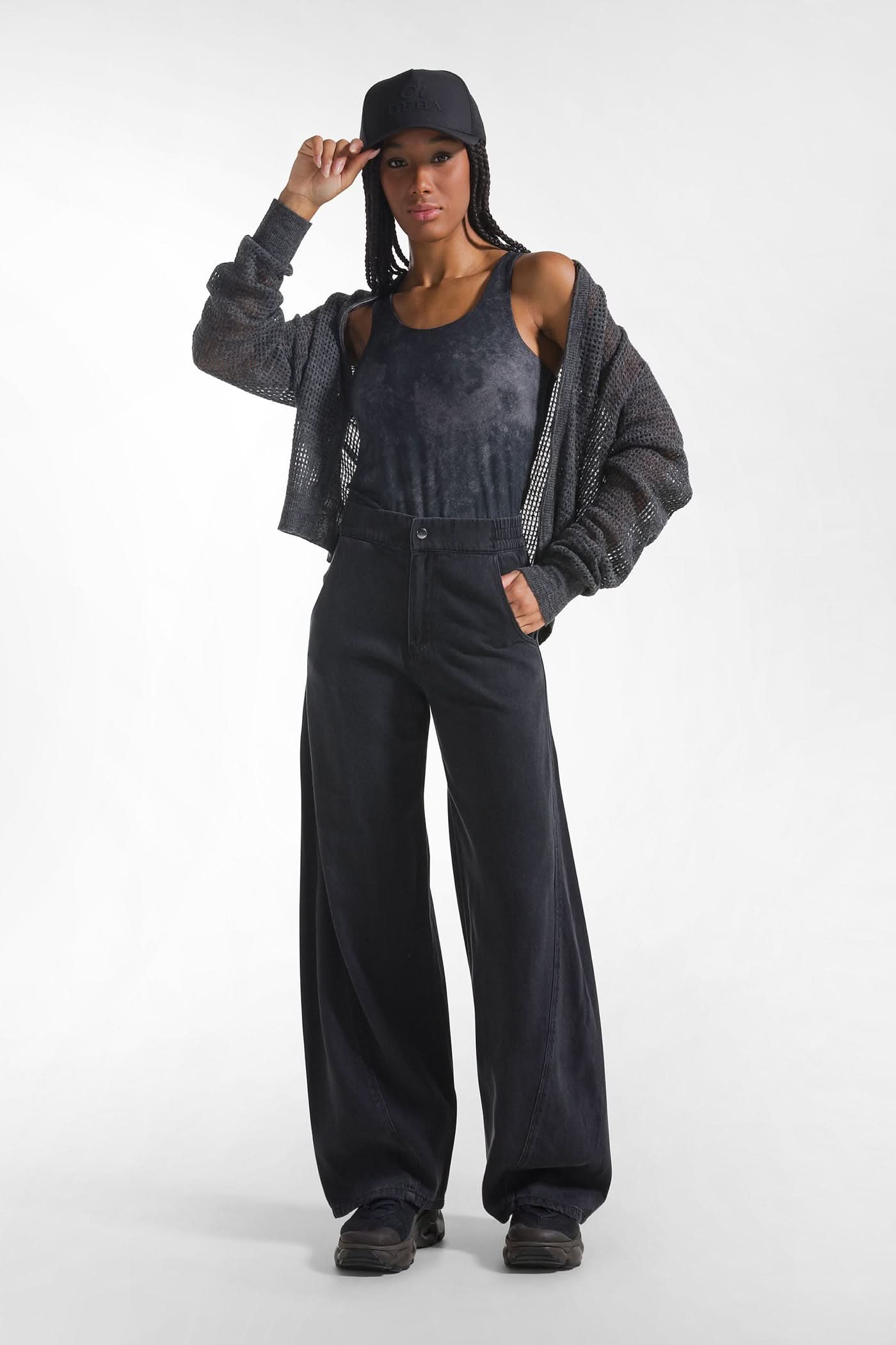 Black wide-leg trousers