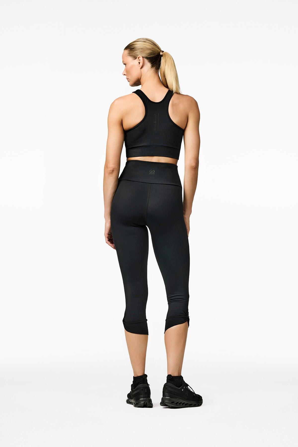 Czarne leginsy COASIS capri tight