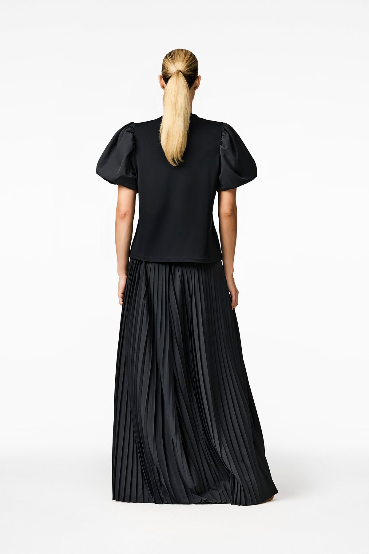 Czarny T-shirt OCEE short sleeve top