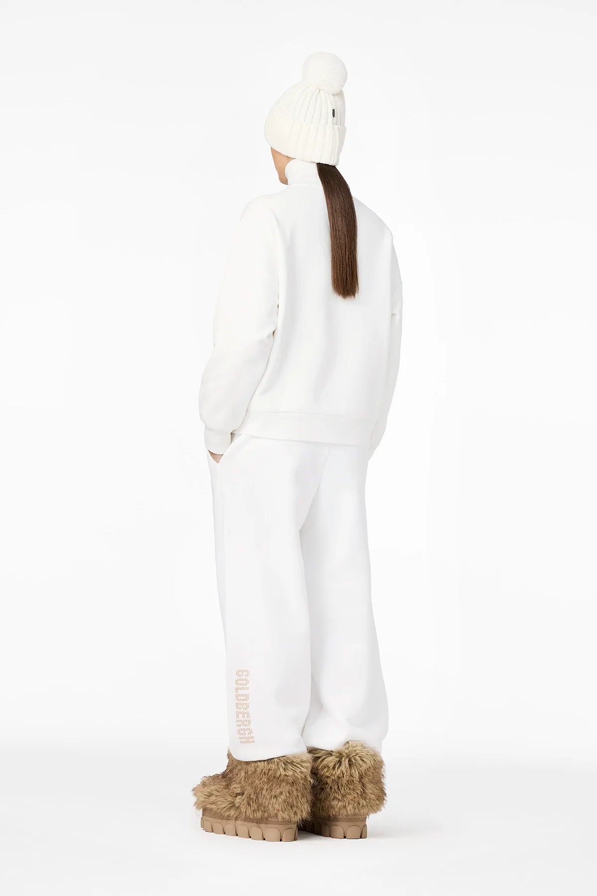 Cream ALESSANDRA women's crew neck sweater