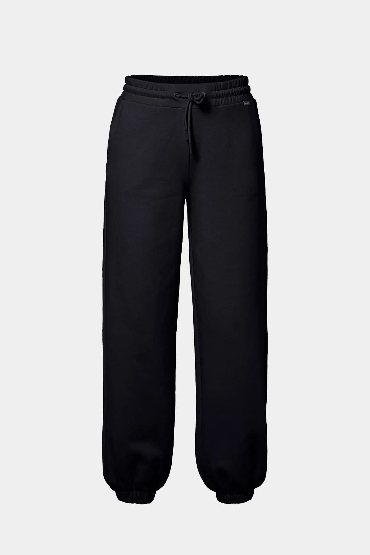 Czarne spodnie dresowe DELFINA sweatpant