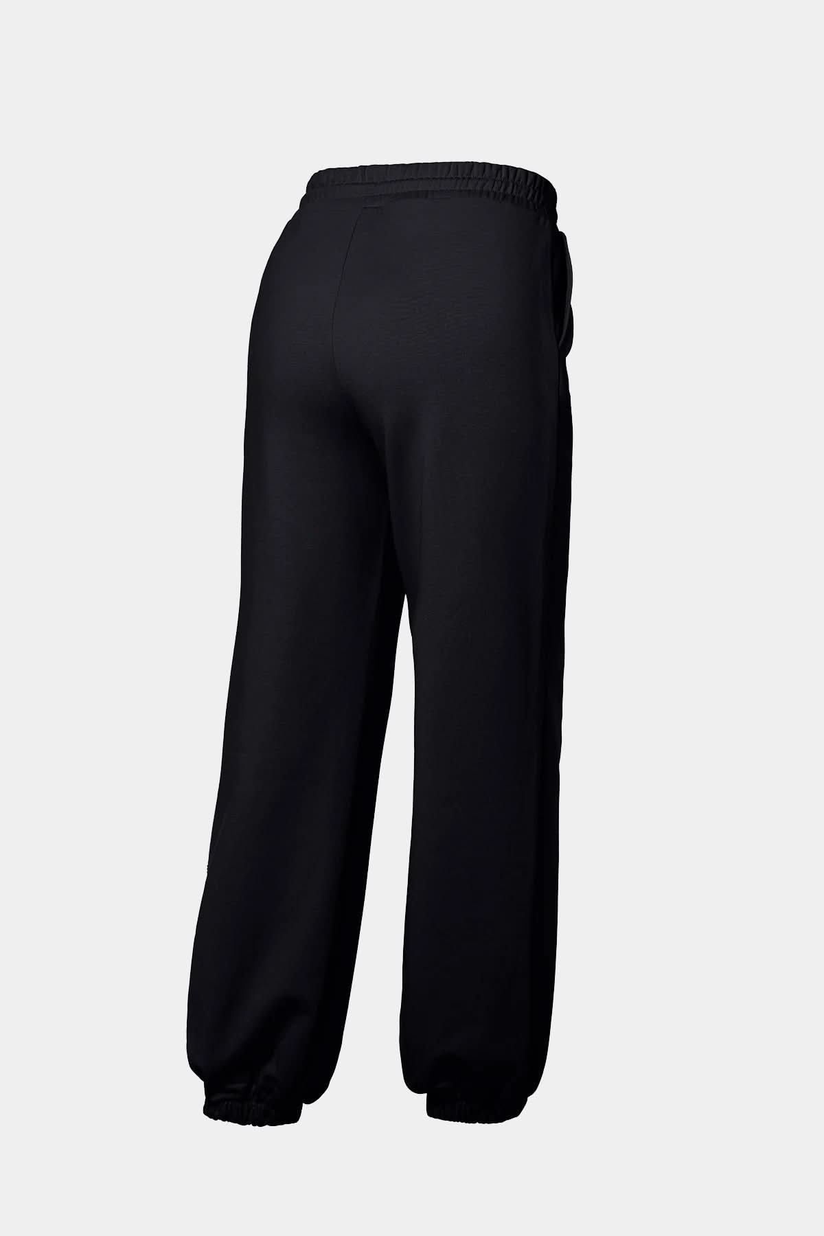 Czarne spodnie dresowe DELFINA sweatpant