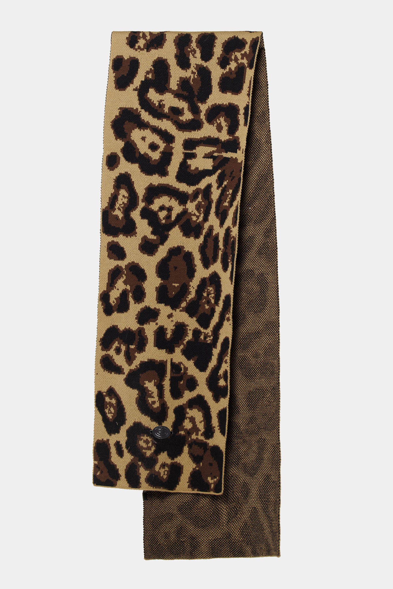 KIANA scarf with a jaguar pattern