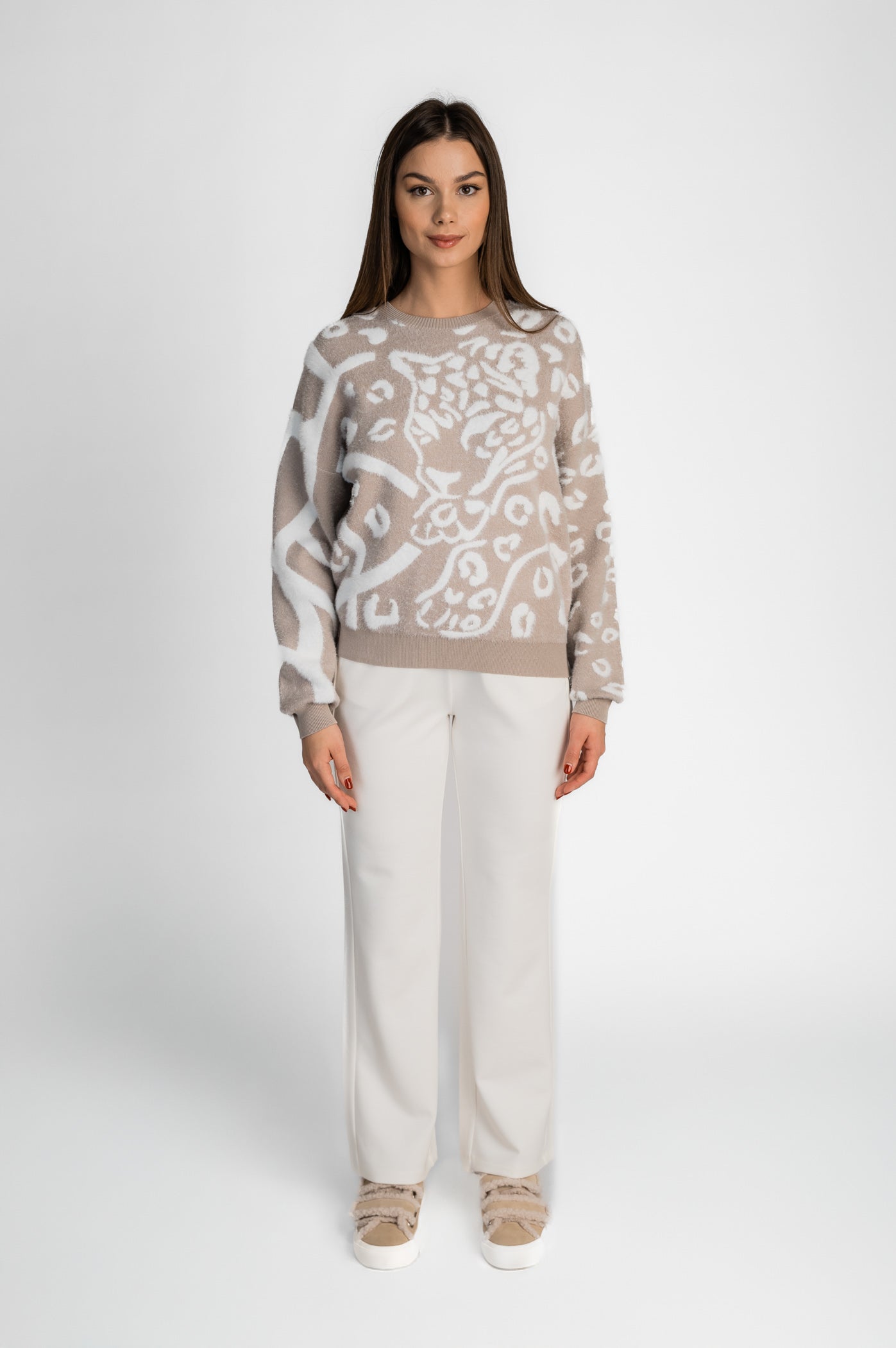 Fidelia women's sweater
