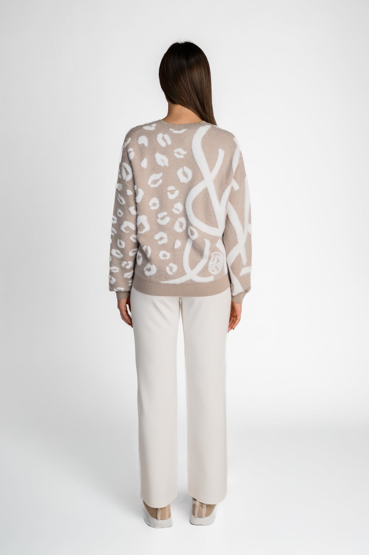 Fidelia women's sweater