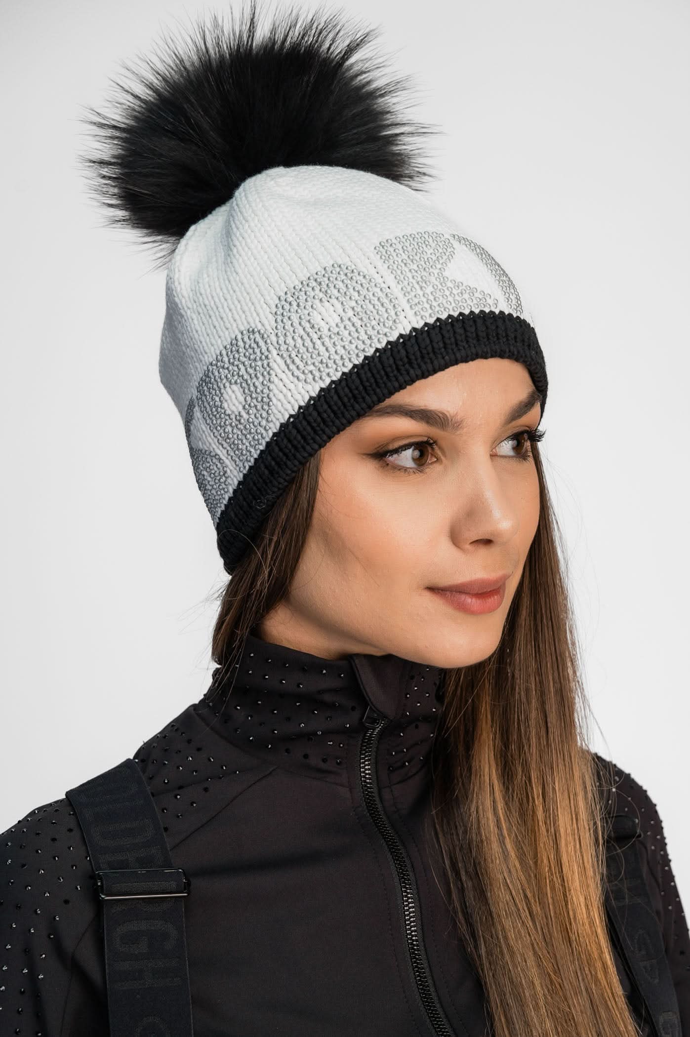 Czapka damska Almrosn SKI