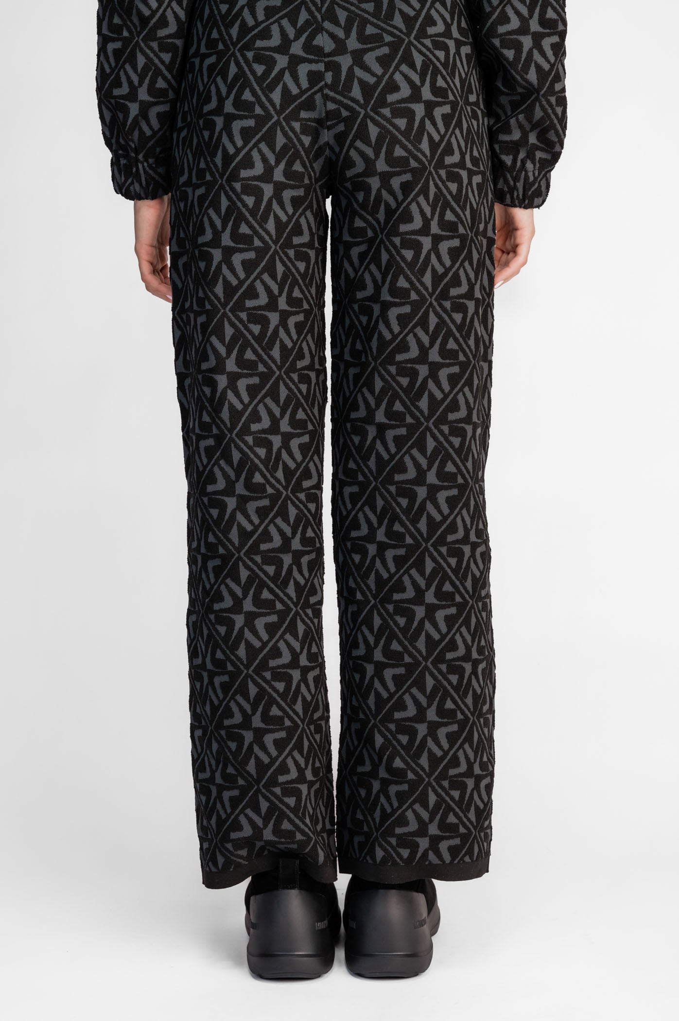 Amira women's trousers