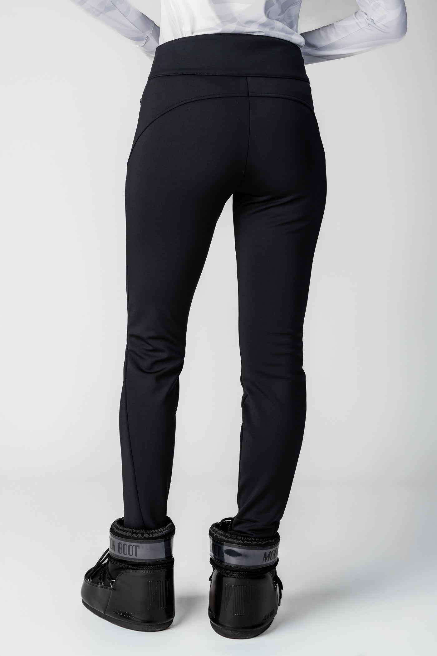 Czarne spodnie narciarskie Hugo