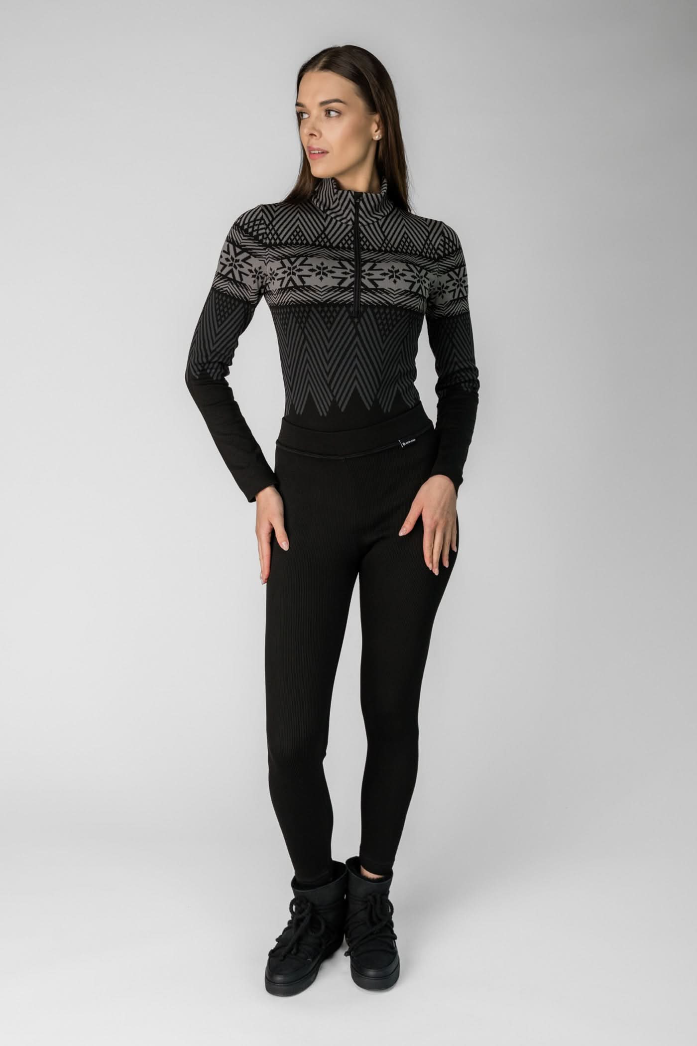 Czarne body z golfem 1/2 zip Aspen