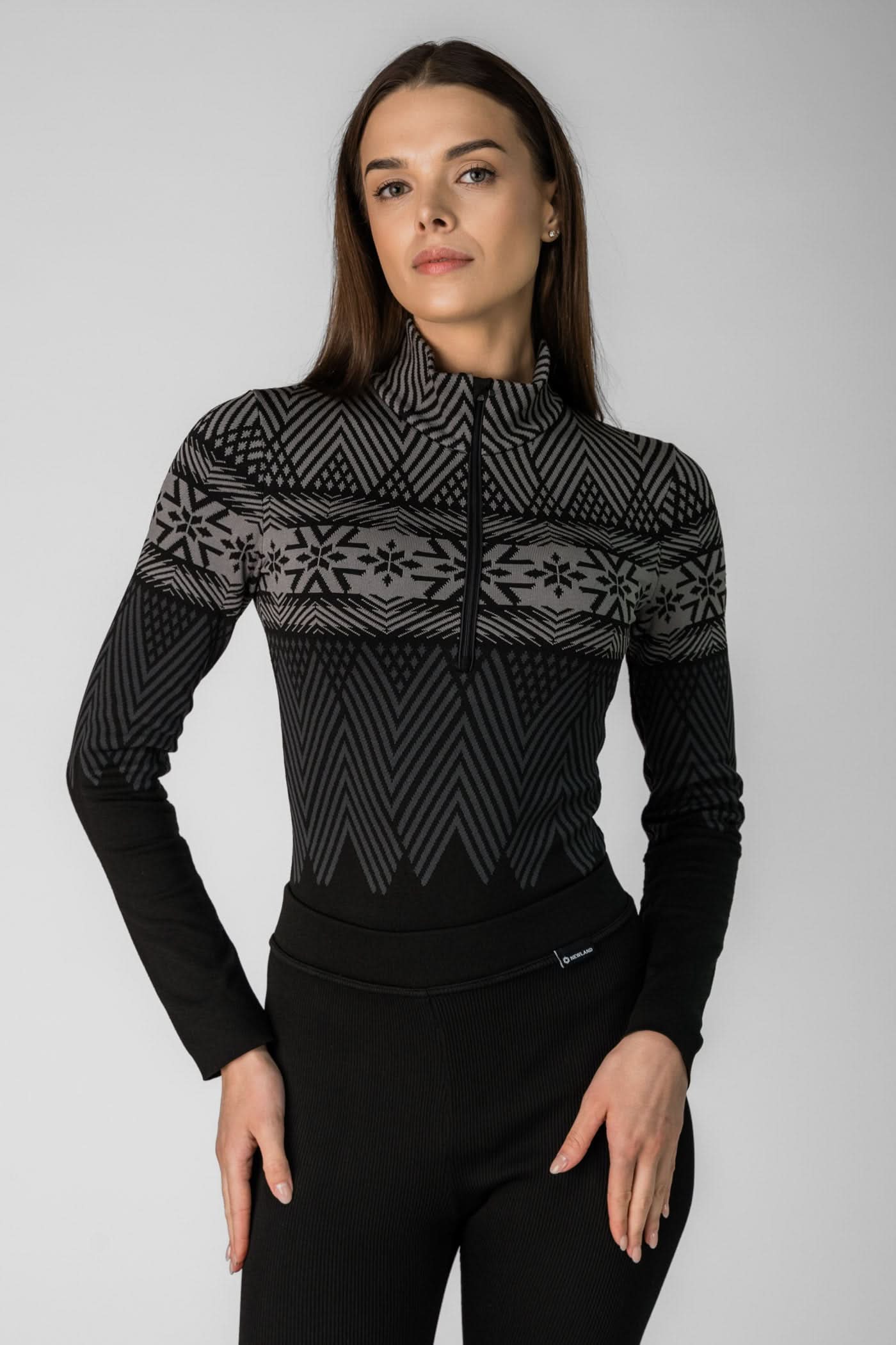 Czarne body z golfem 1/2 zip Aspen