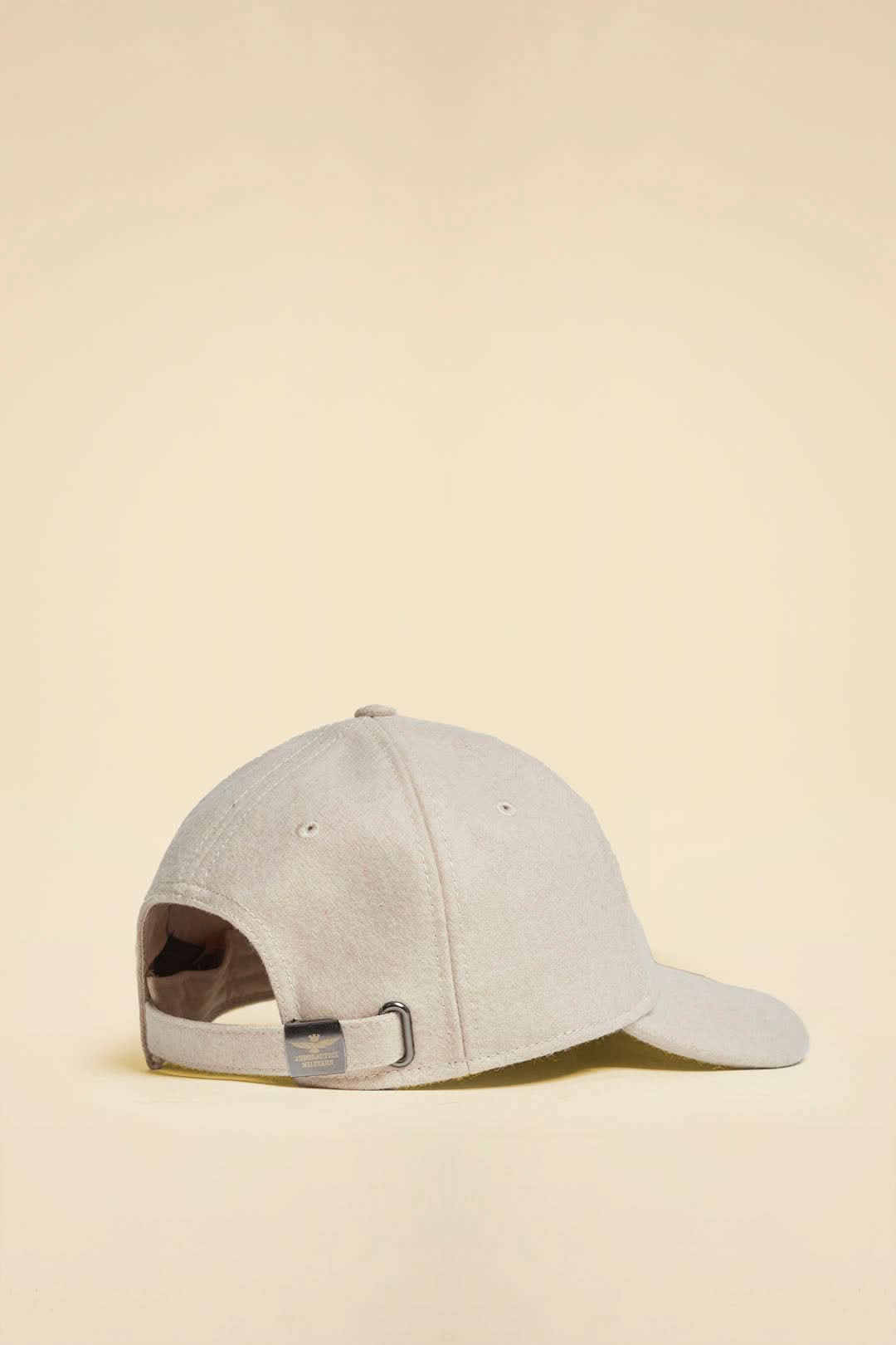 Beige wool hat with logo
