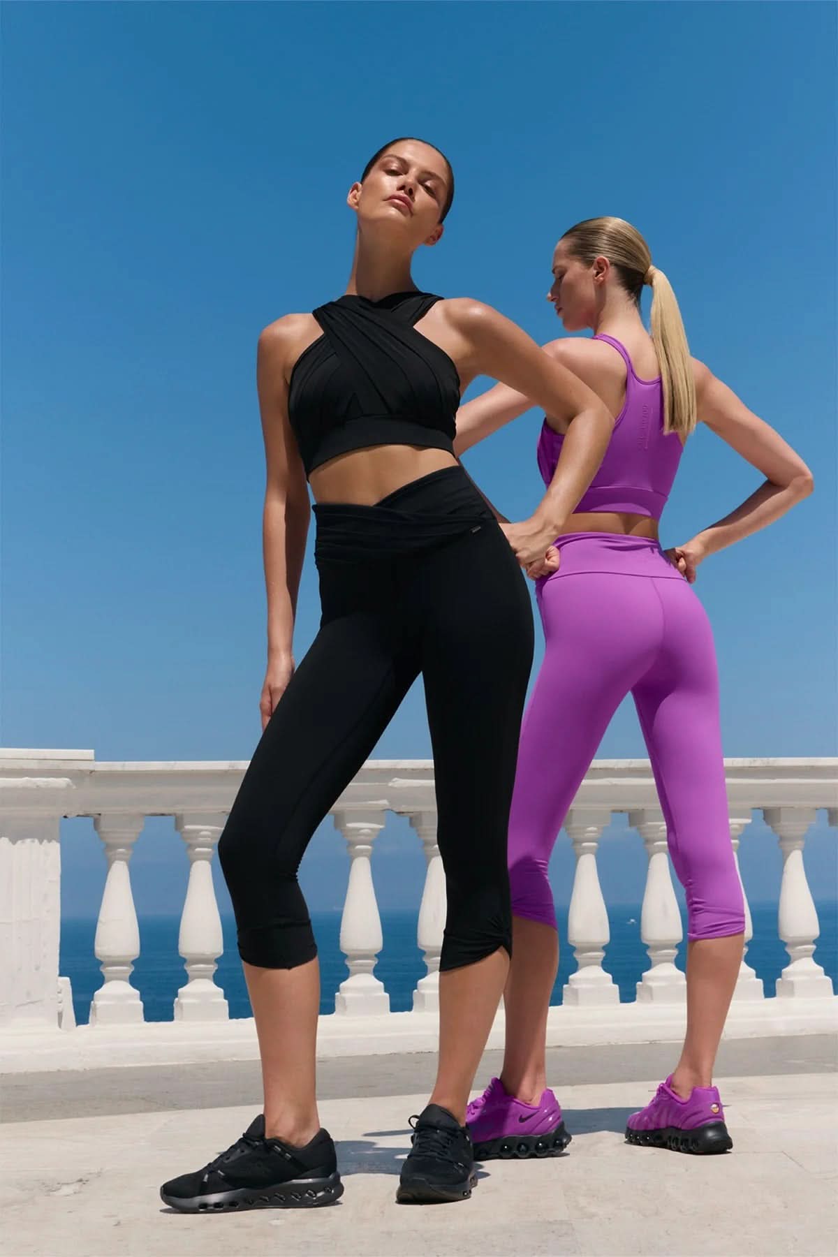 Czarne leginsy COASIS capri tight