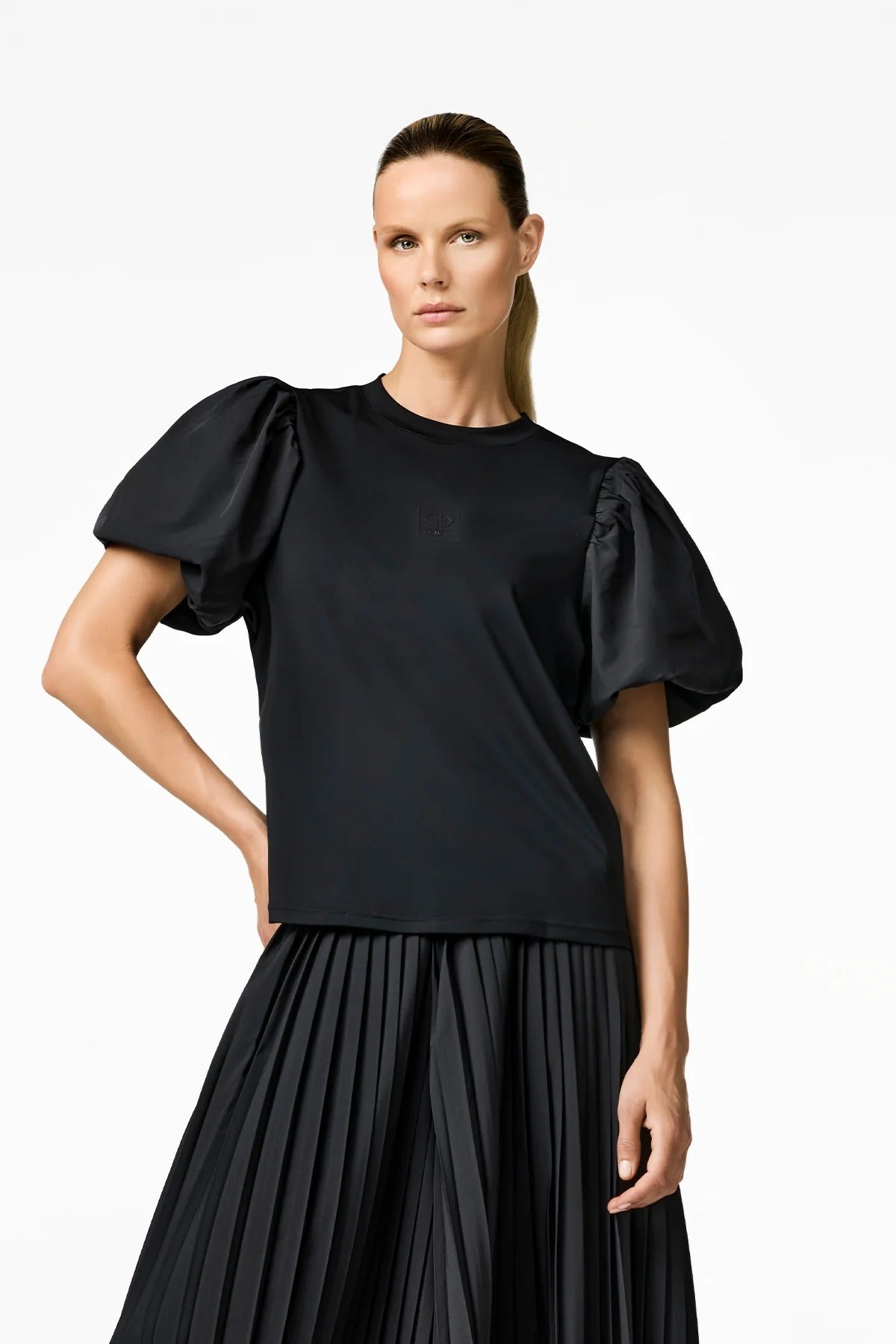 Czarny T-shirt OCEE short sleeve top