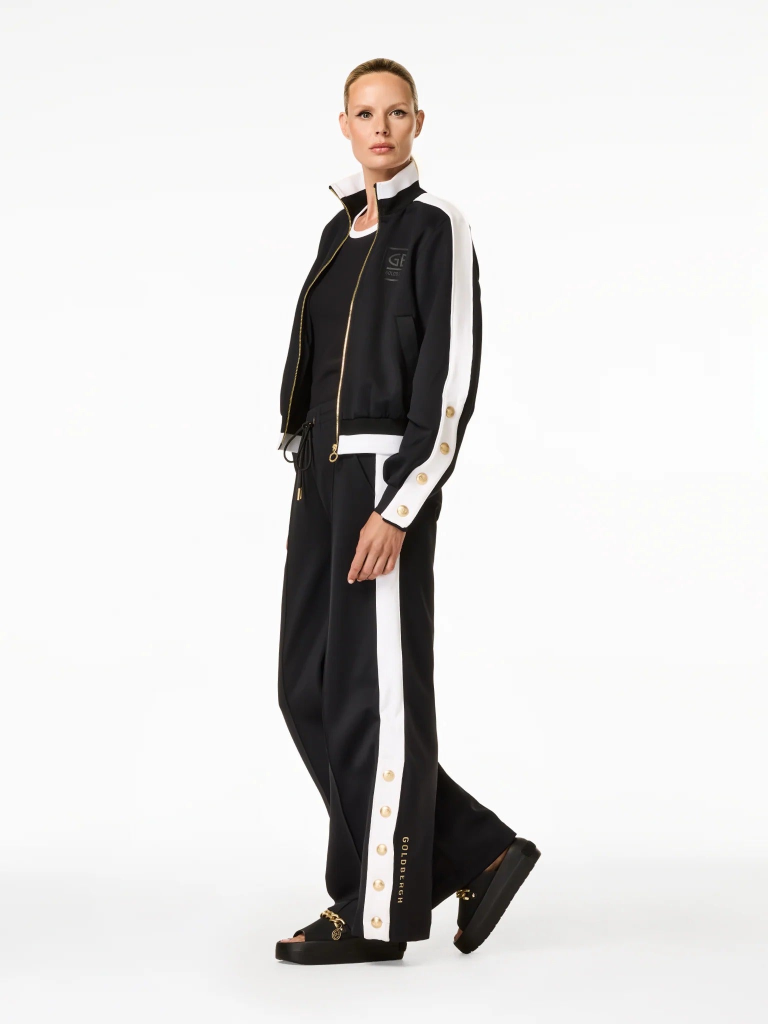 Czarne spodnie GRIMAUD track pants