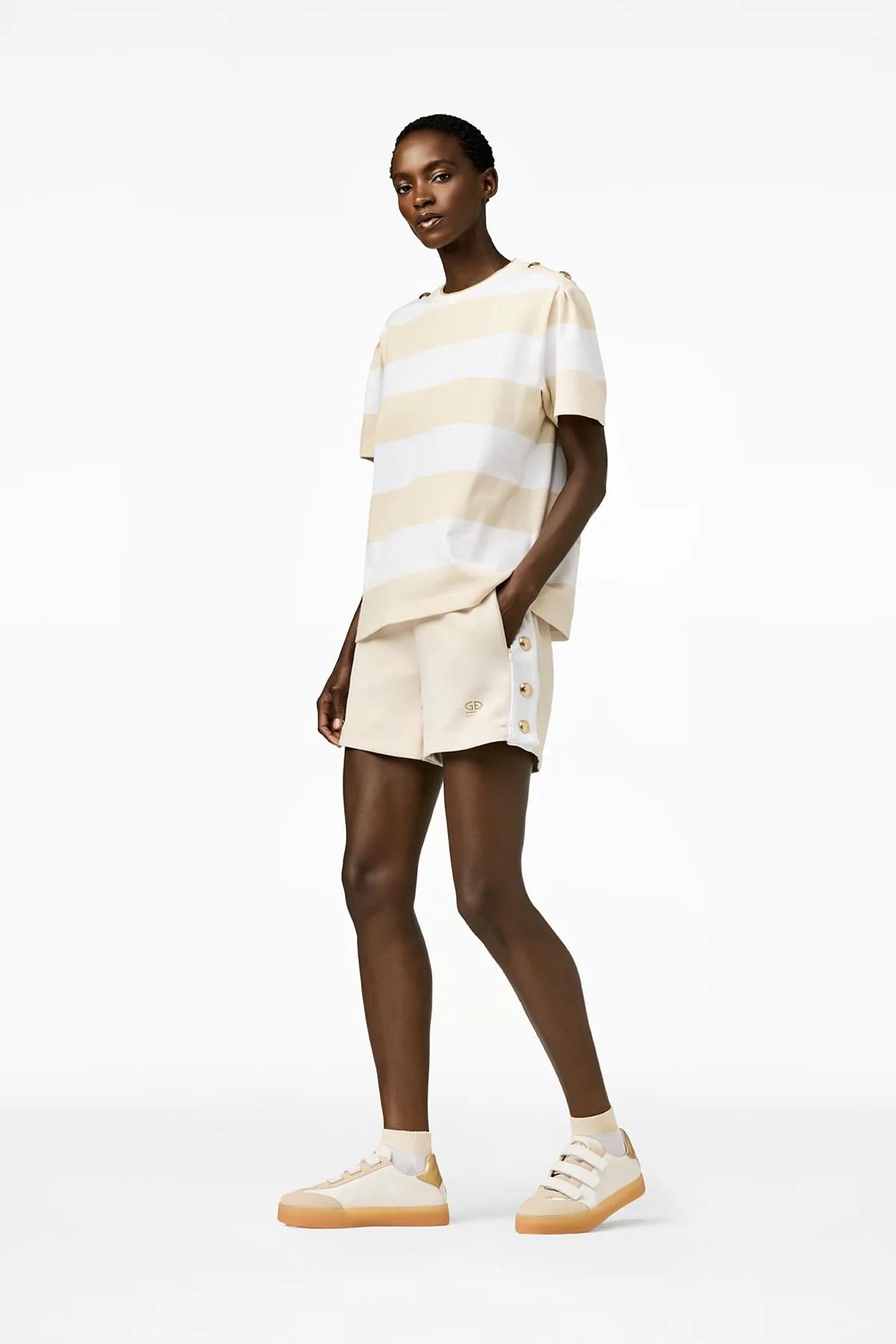 Champagne VANNA short shorts