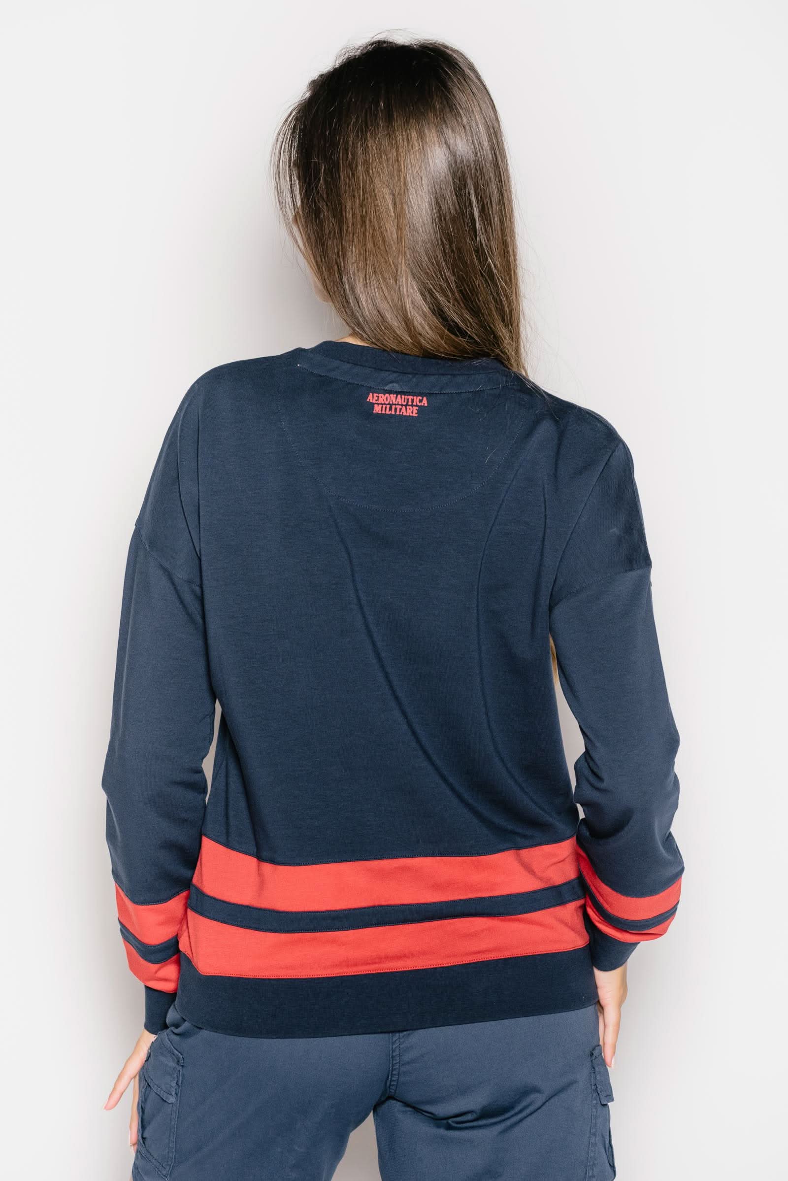 Women's sweatshirt