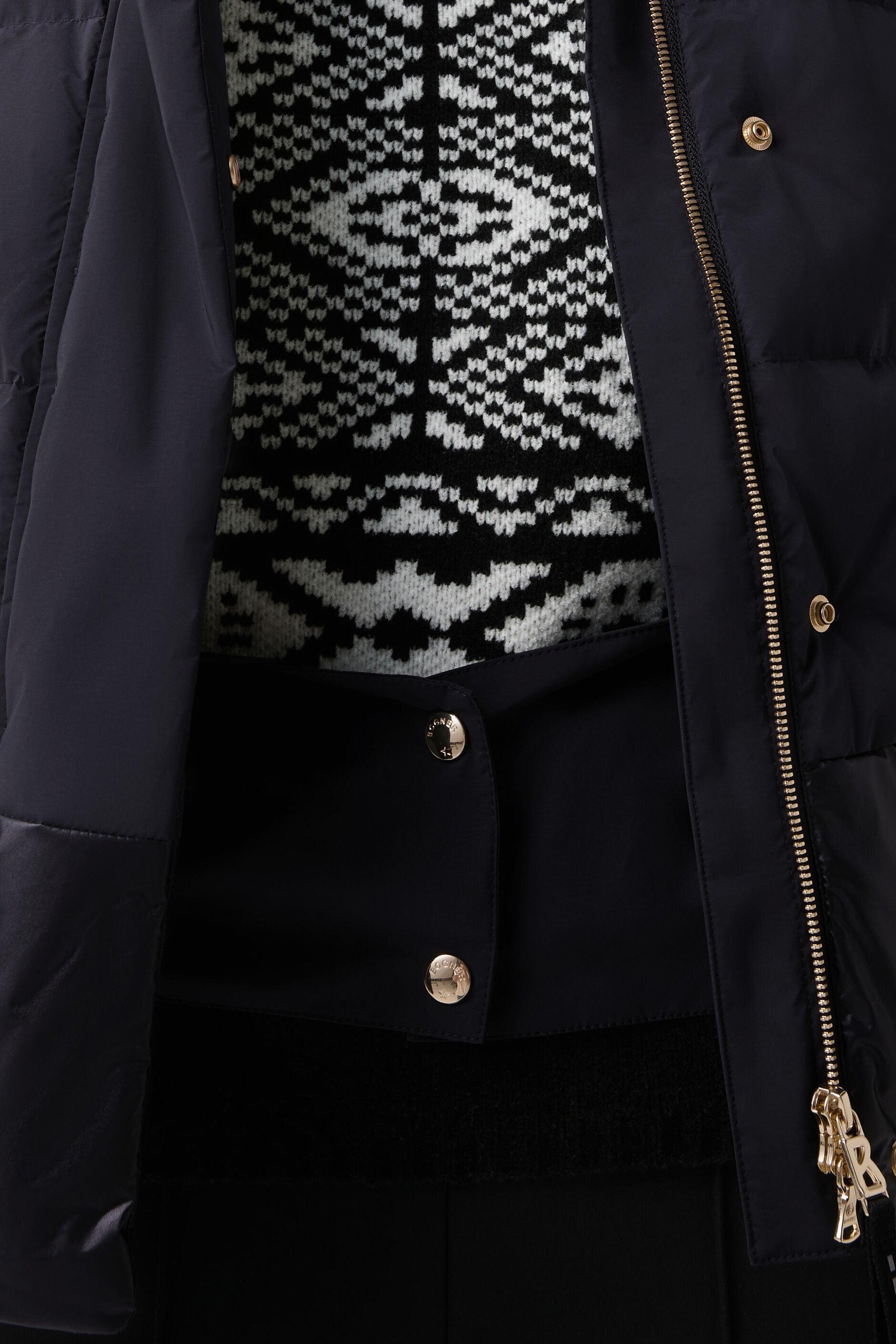 Czarna kurtka narciarska MAJA-D