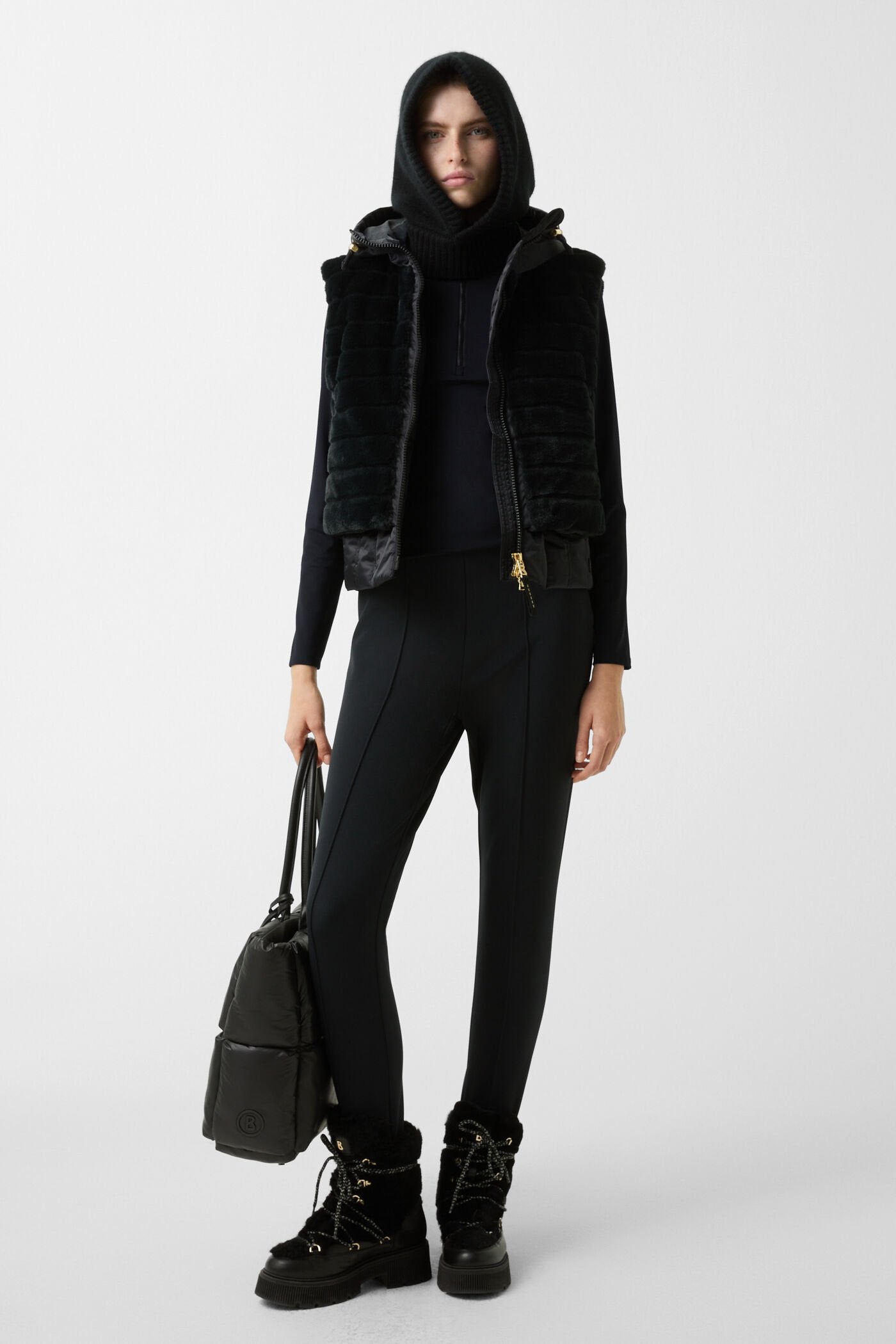 Czarny golf narciarski z zamkiem 1/2 MEDITA2