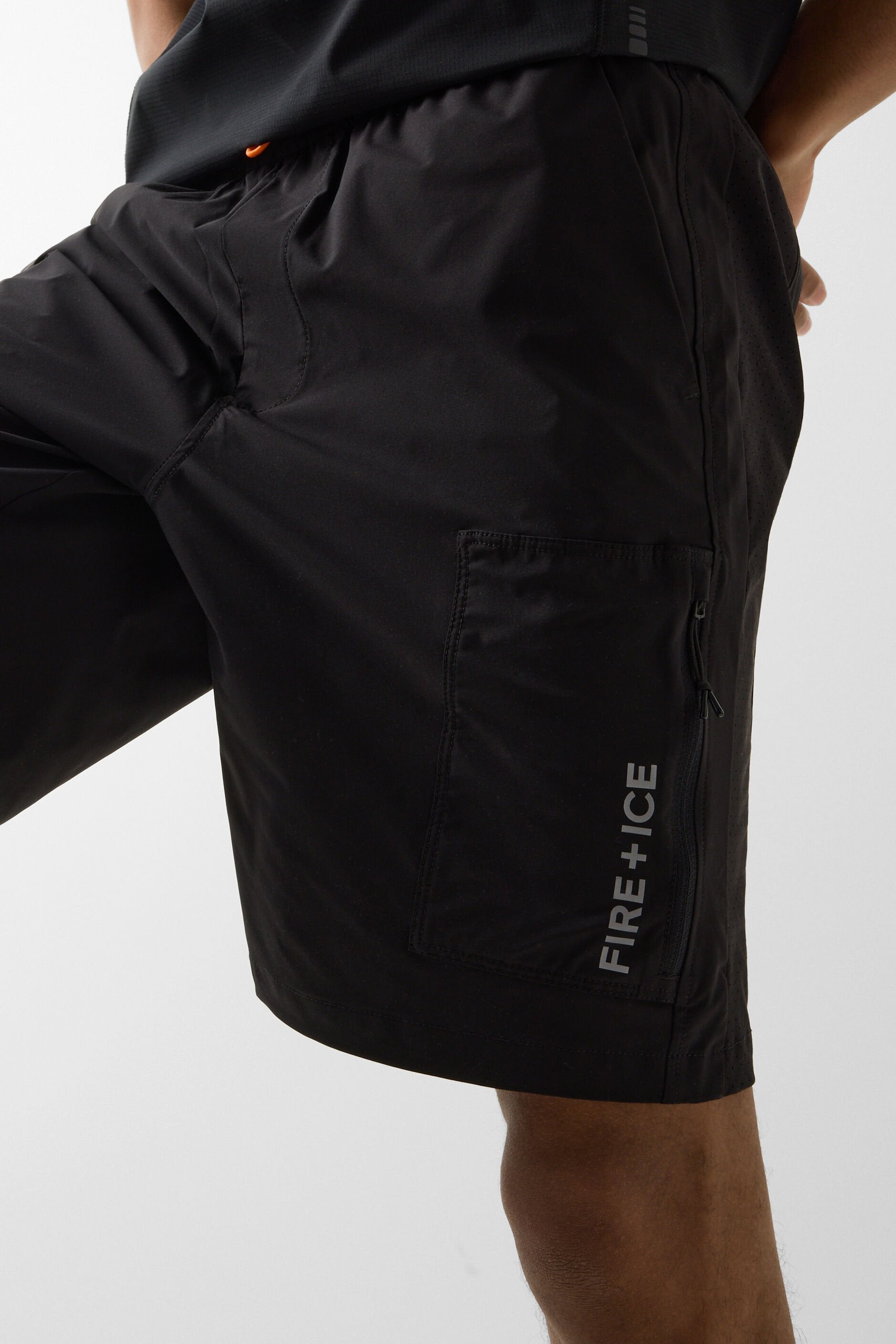 Czarne Szorty PAVEL2