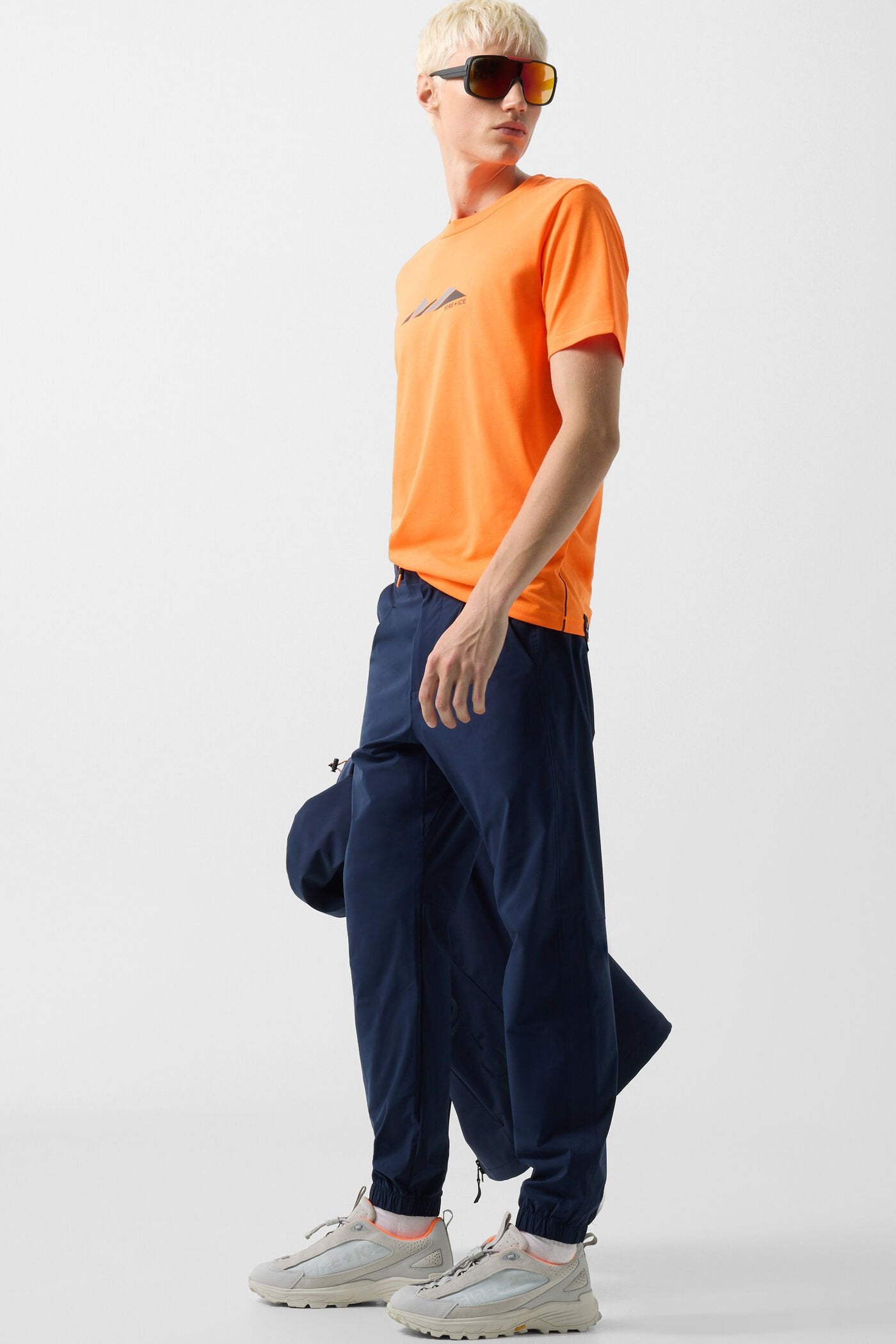 Pomarańczowy T-shirt PACO