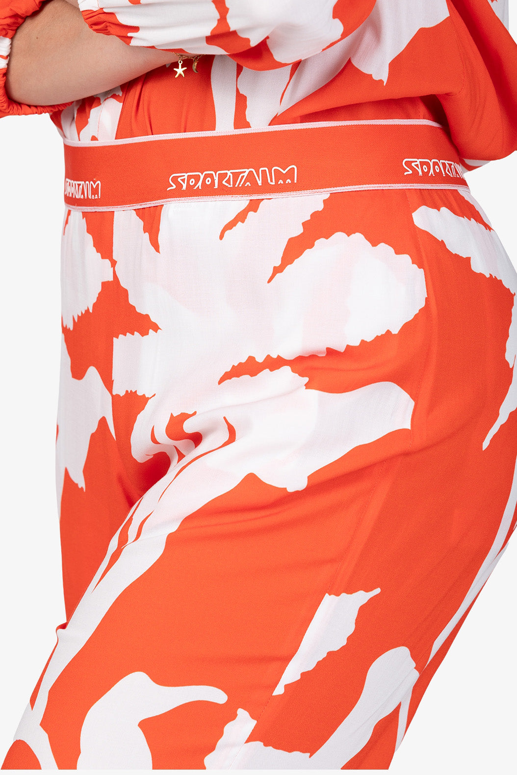 Czerwone spodnie z wiskozy Vilano