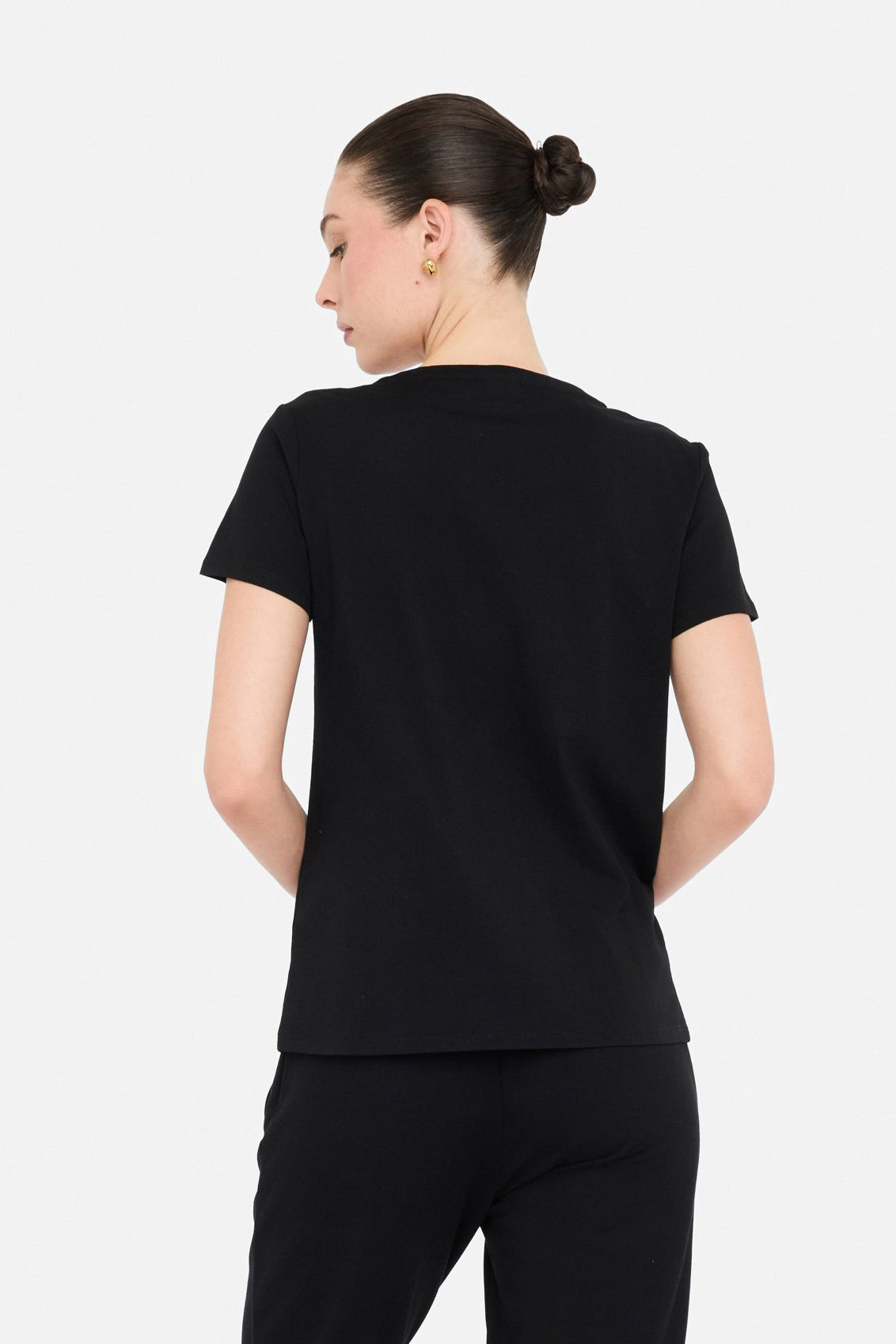 Czarny t-shirt damski
