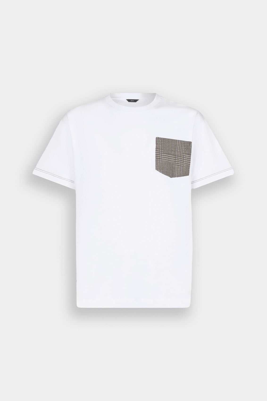 Men's white t-shirt