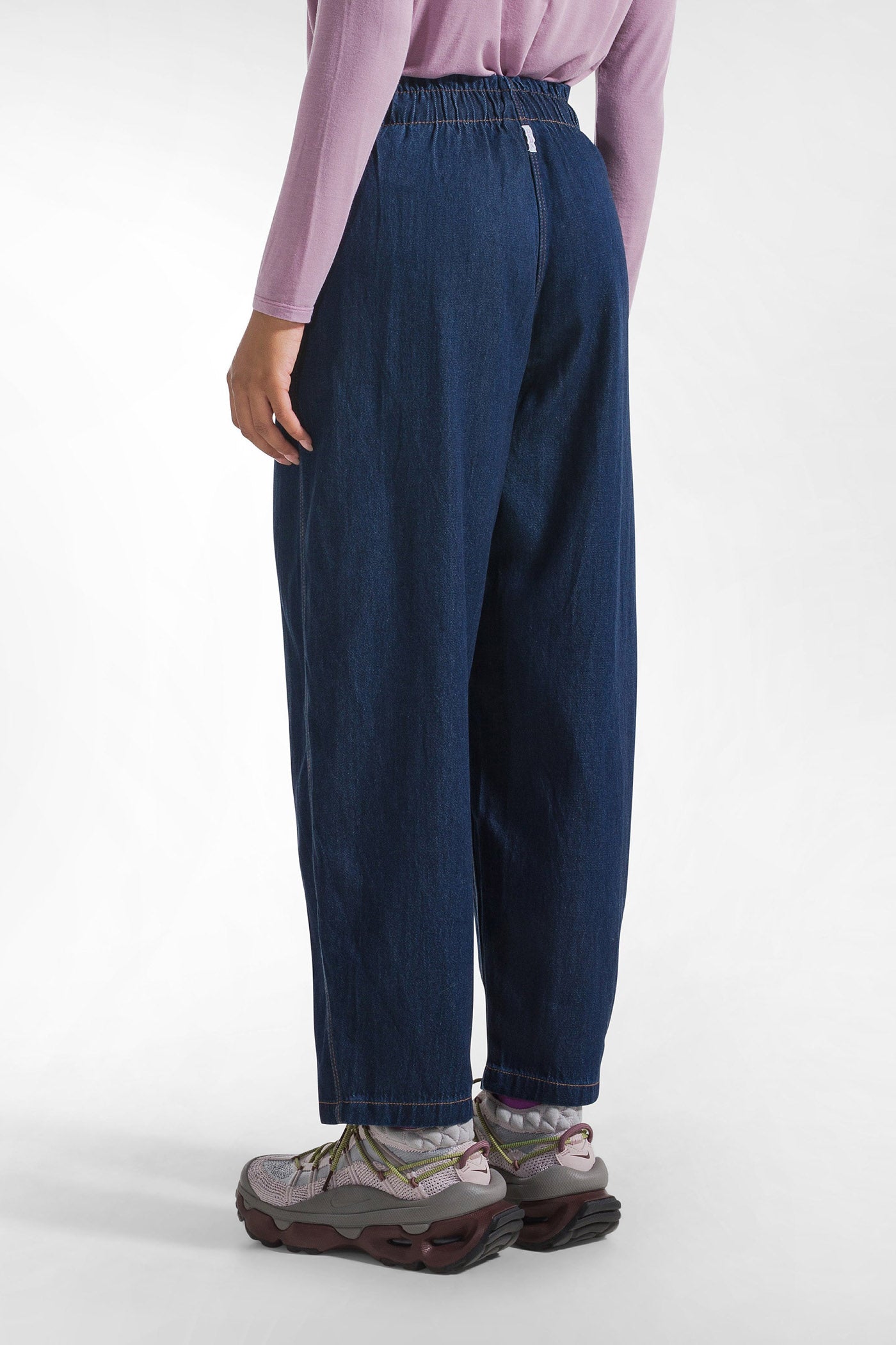 Niebieskie spodnie damskie