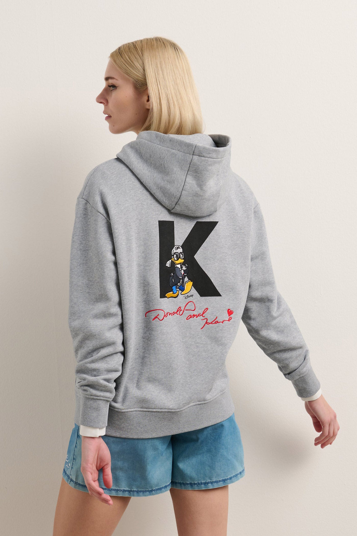 Szara bluza z kapturem Disney x KL