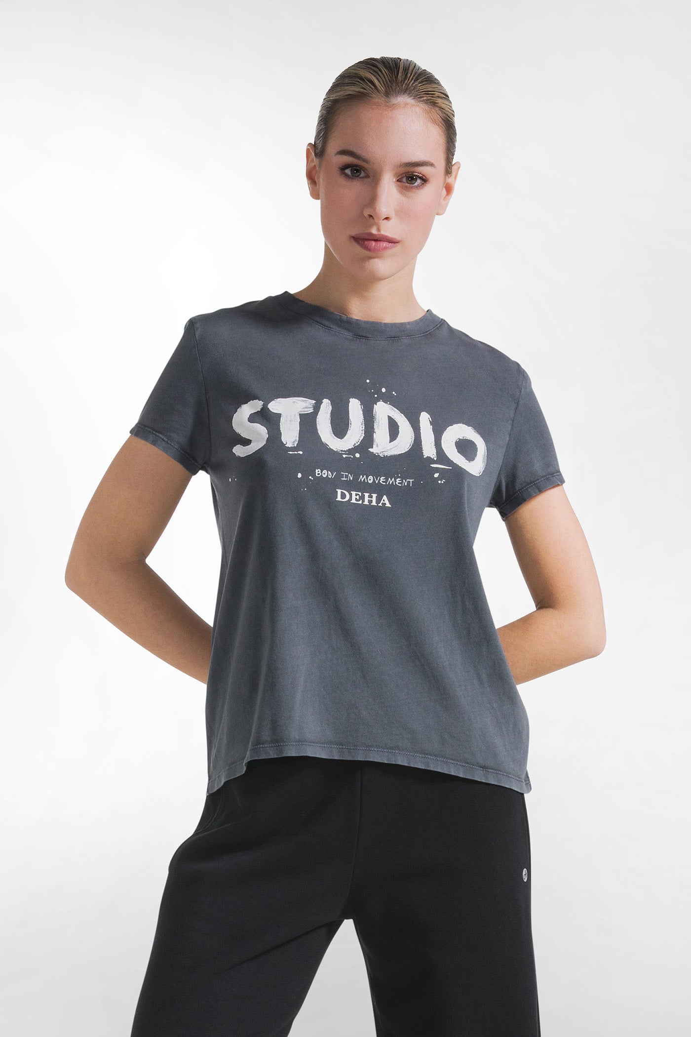 Czarny t-shirt damski
