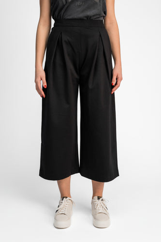 Spodnie damskie Texture Pleated Crop Pants